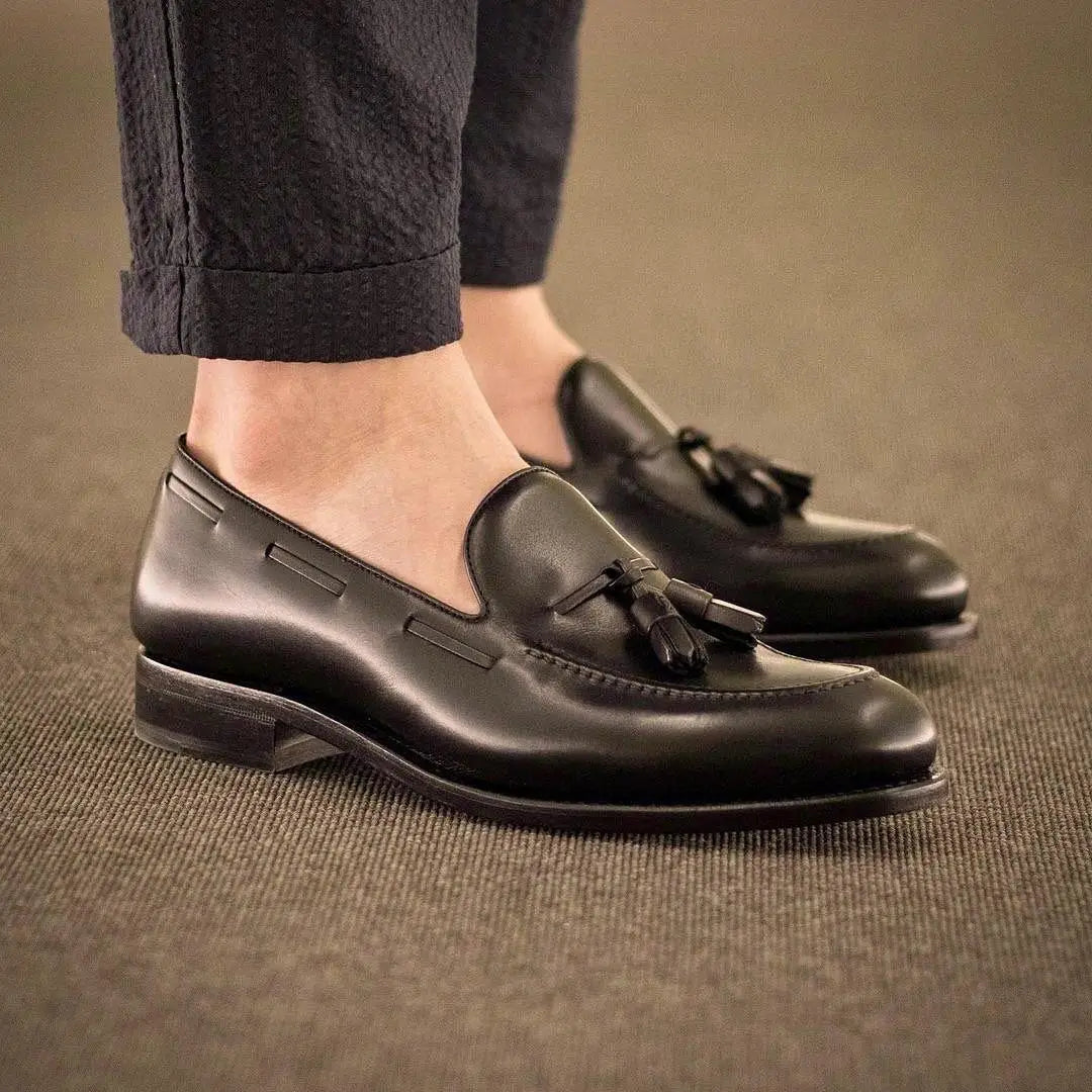 The Luxury Shoe Trends Making Their Way To You This Fall 2021-2022 Que Shebley