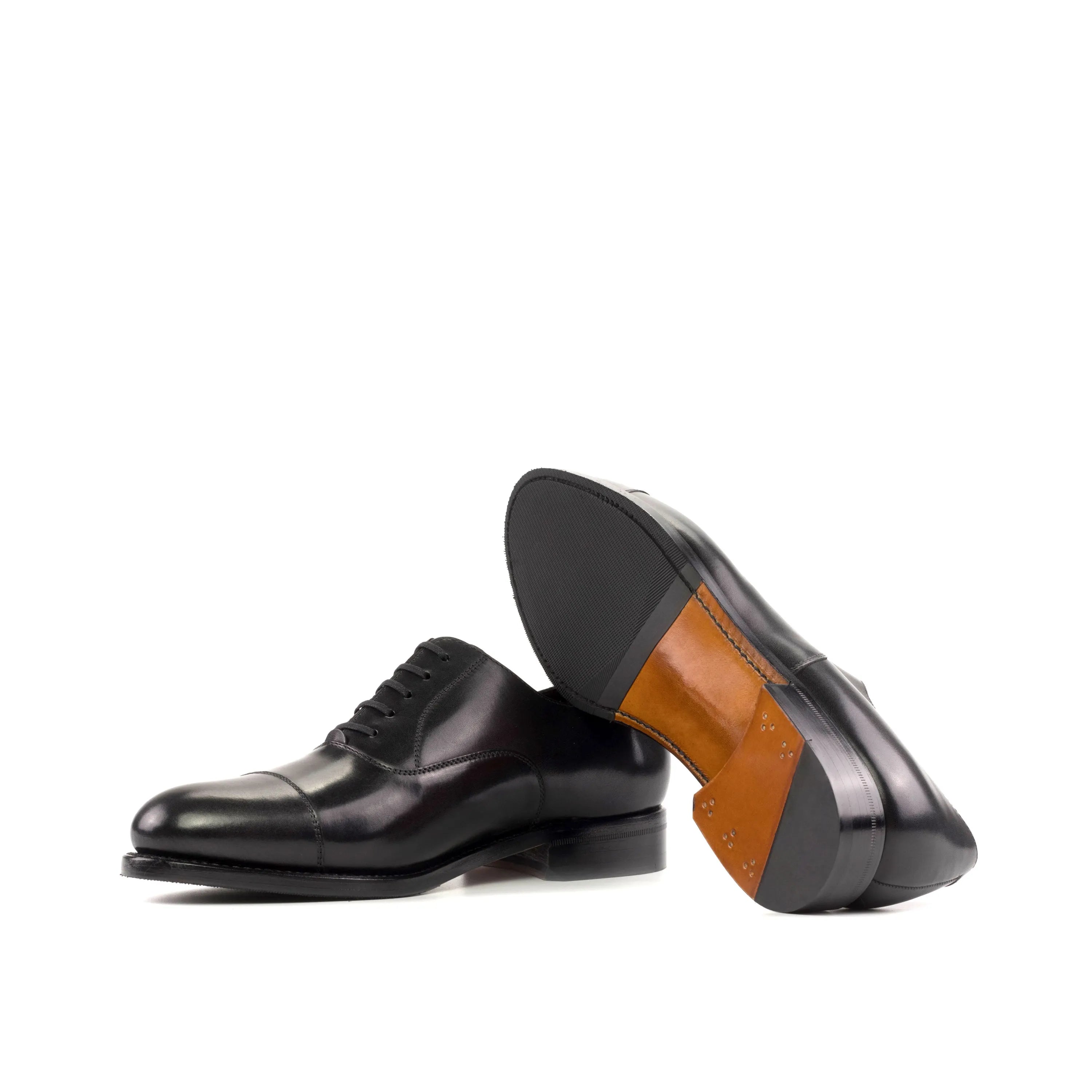 Pair of 5910 Oxford shoes, luxury bespoke shoes for men, crafted in black leather