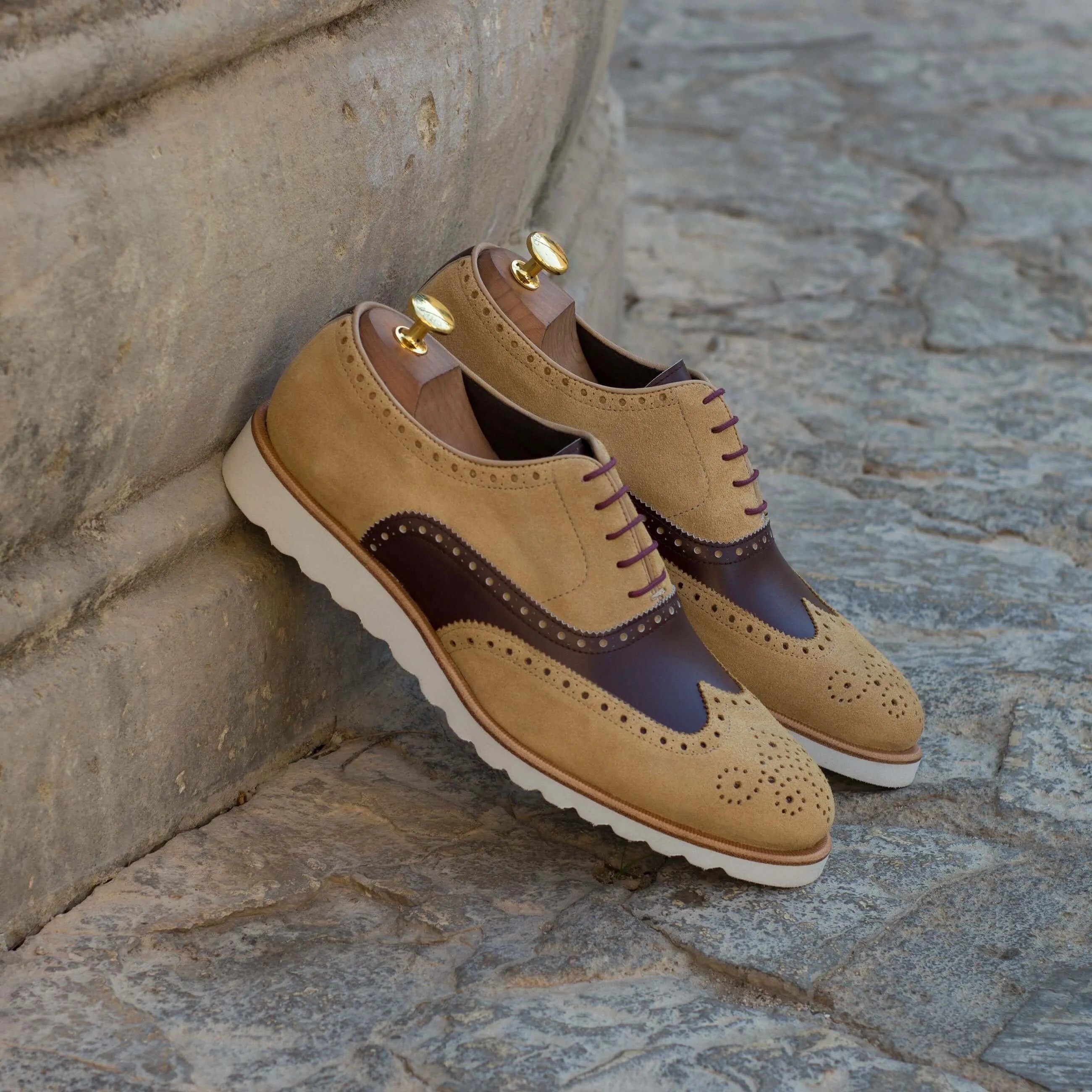 Two-toned leather wingtip Adahy Full Brogue Shoes, luxury bespoke shoes for men