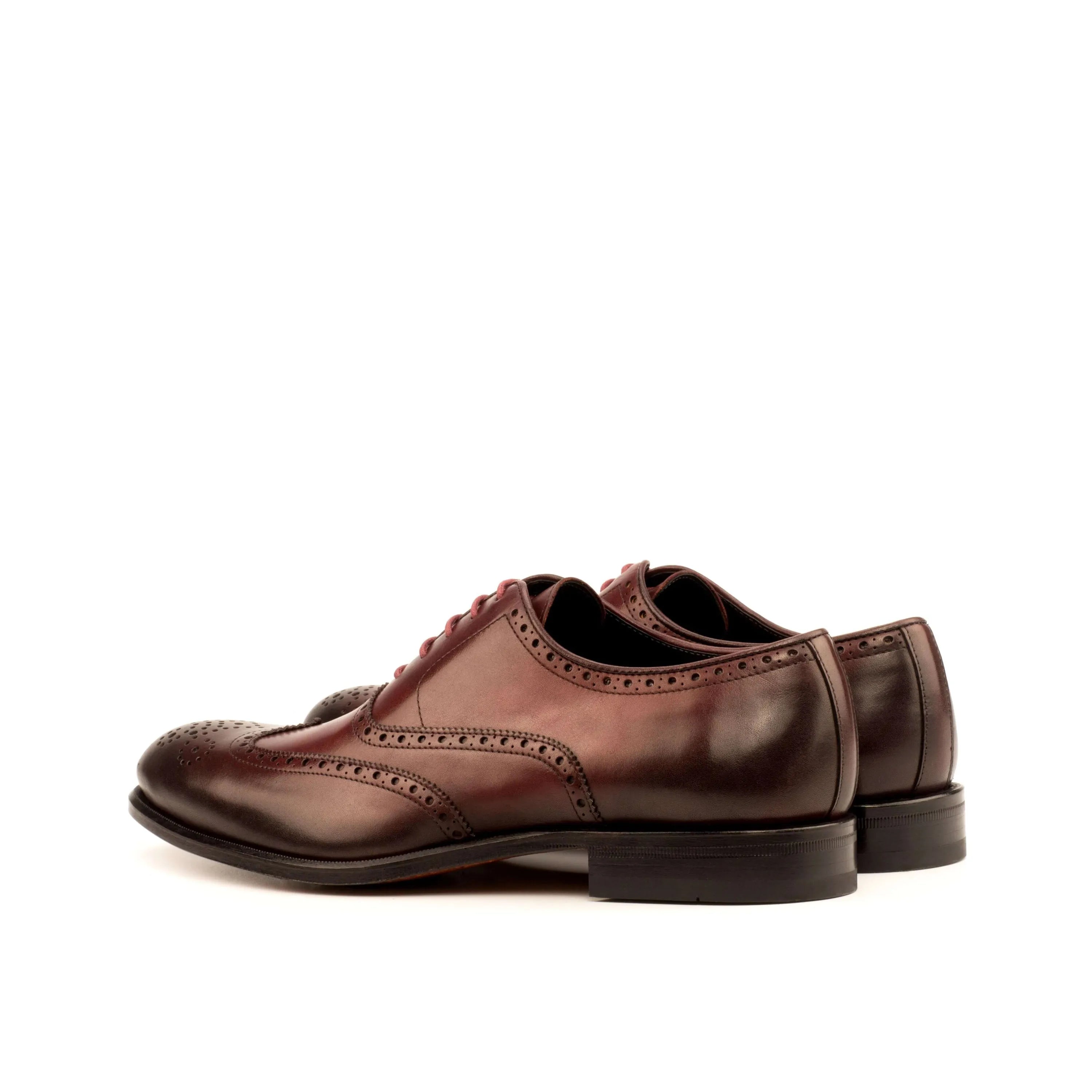 Pair of brown leather wingtip brogue shoes from Ahote, perfect luxury bespoke shoes for men