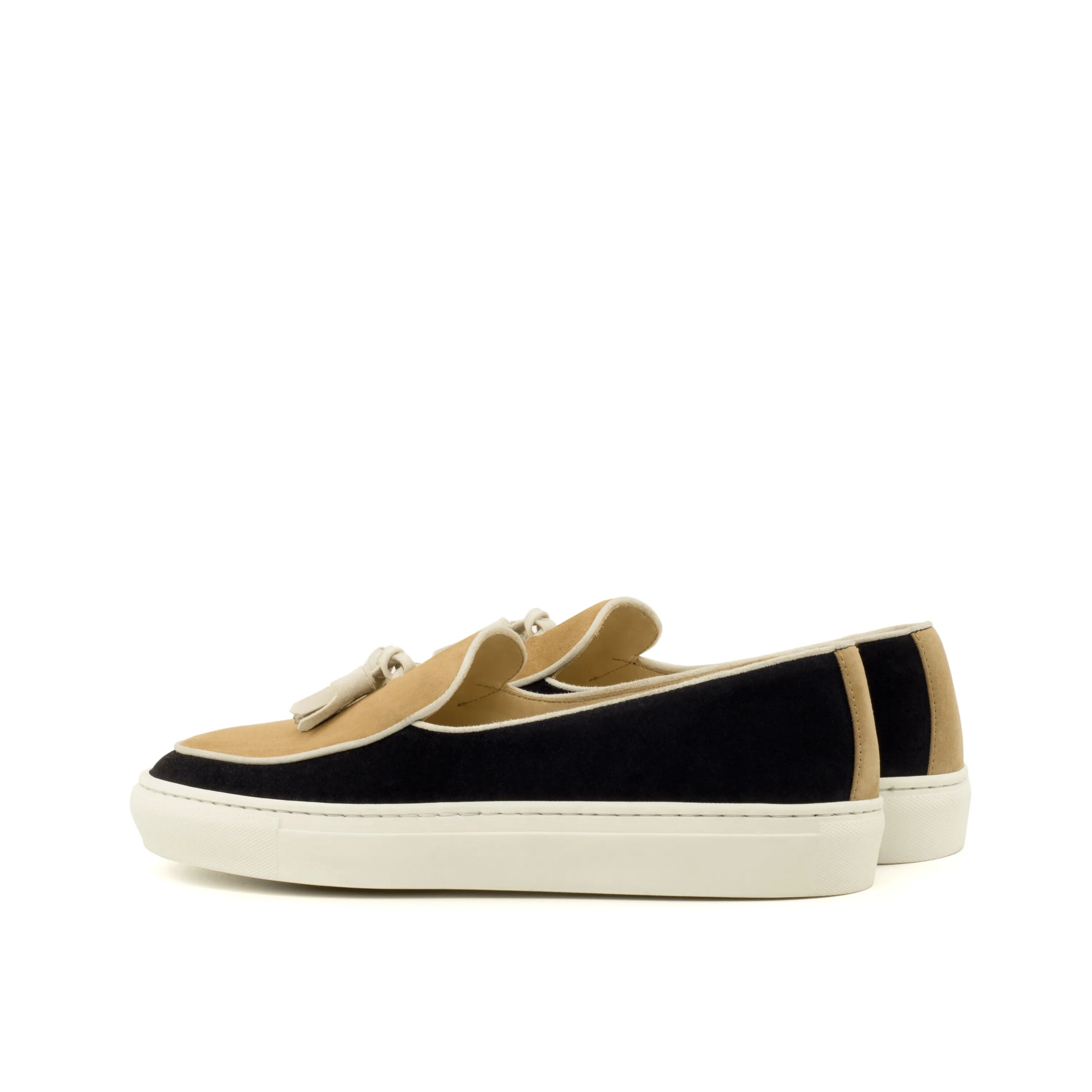 Black and beige tassel loafer as part of the Antigo Belgian sneaker collection