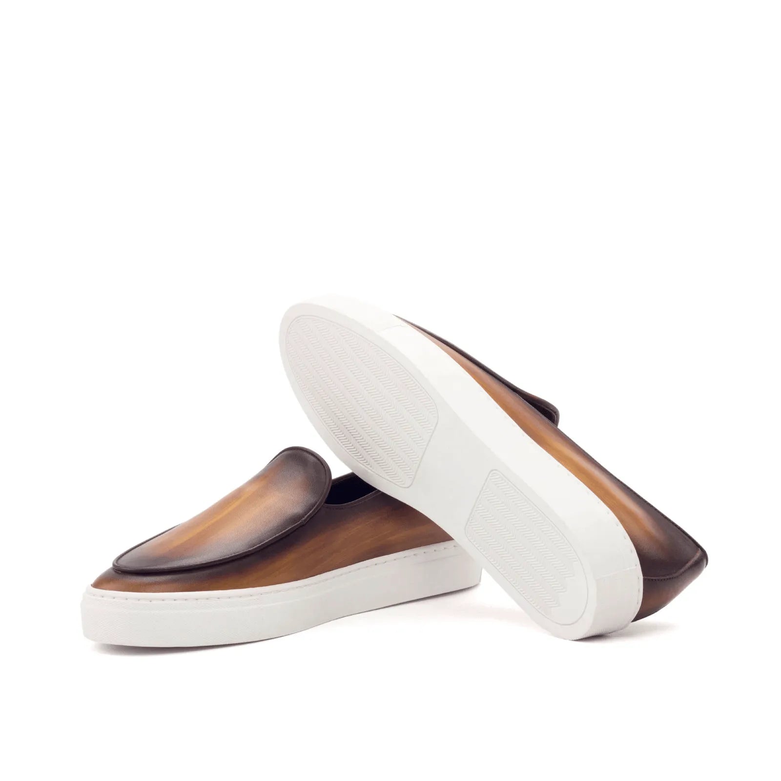 Brown leather slip-on Boss Belgian sneaker II with white soles for casual elegance