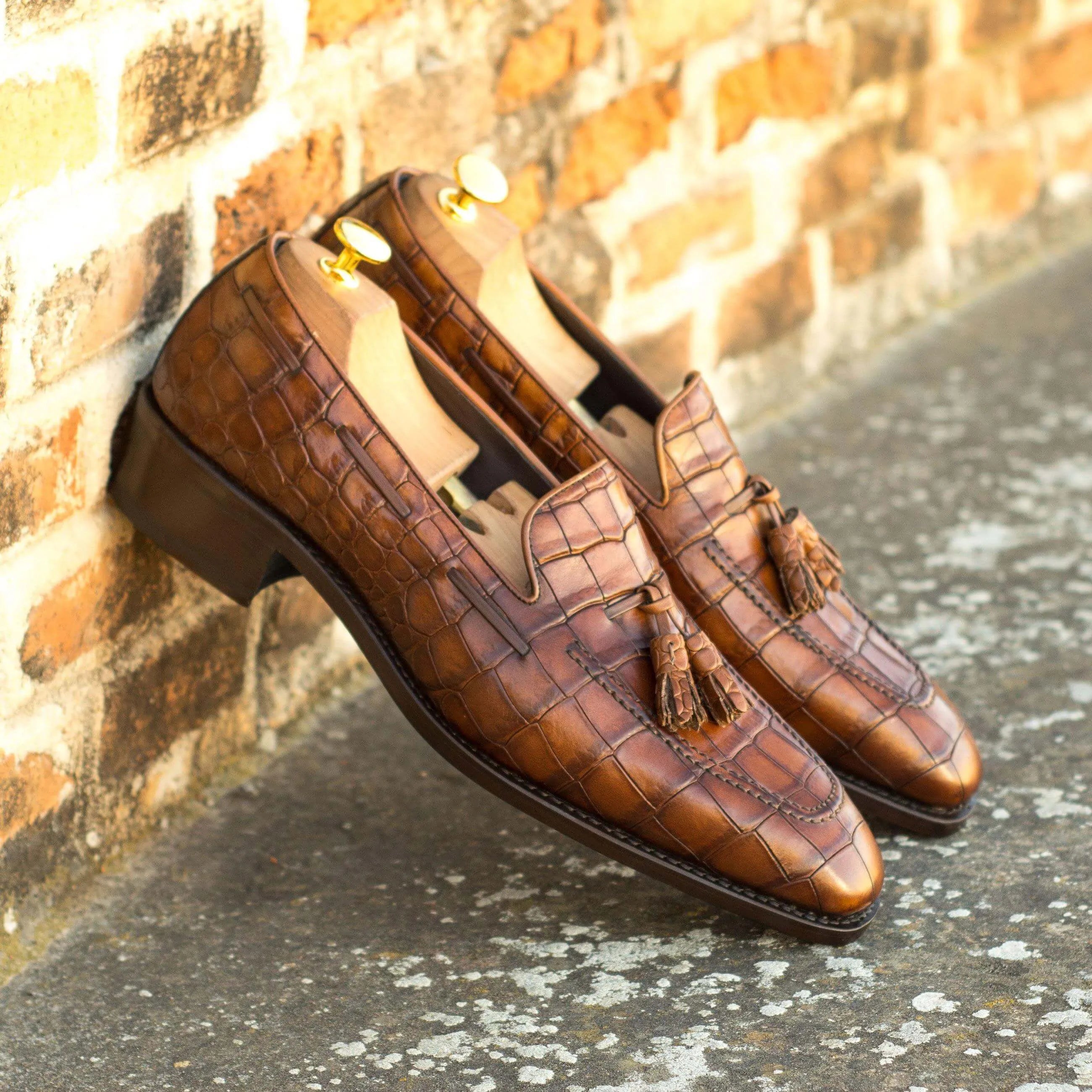 Brown painted croco Bruno Croco Loafers II featuring a stylish chisel toe design