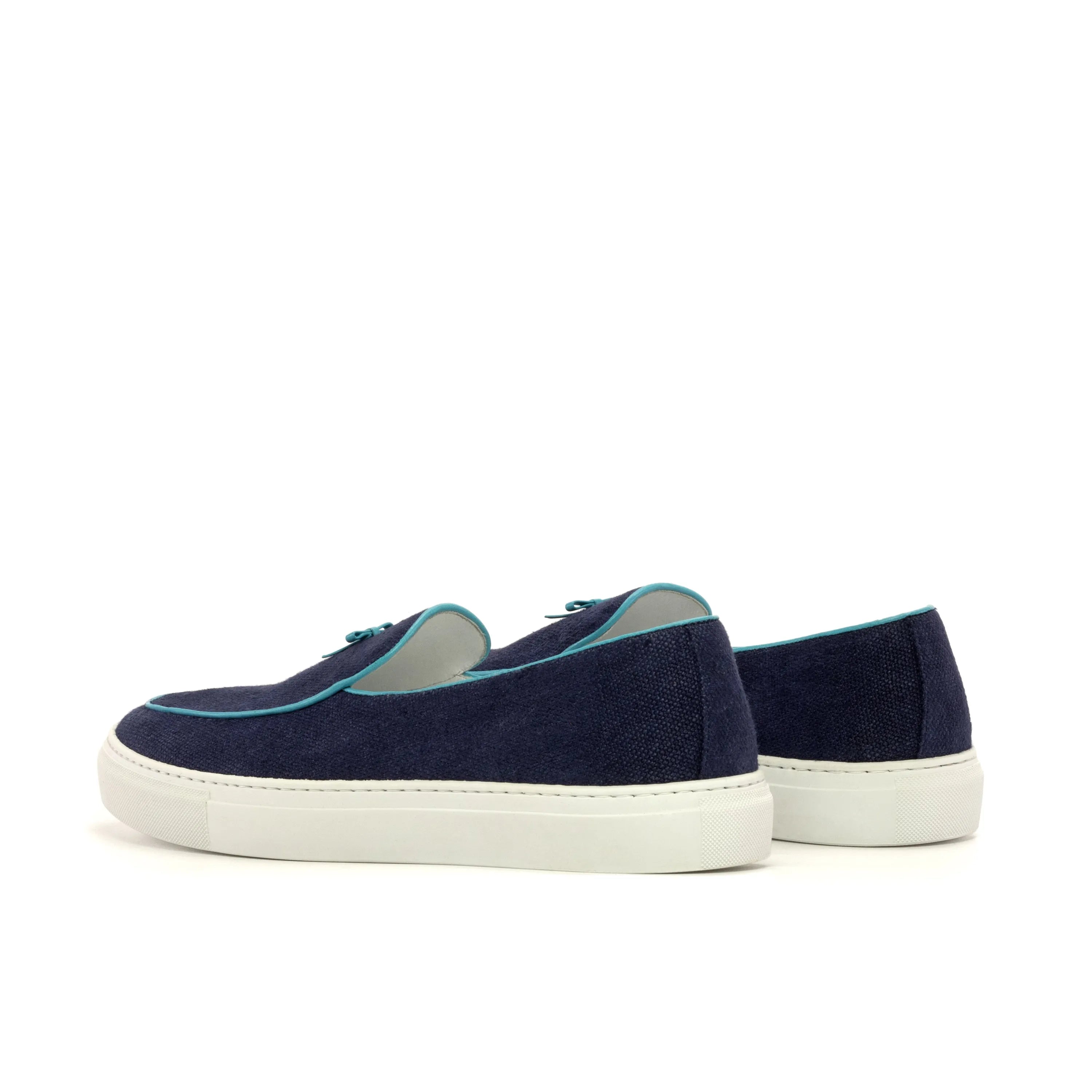 Navy blue Chronos Belgian Sneaker II featuring white soles for stylish comfort