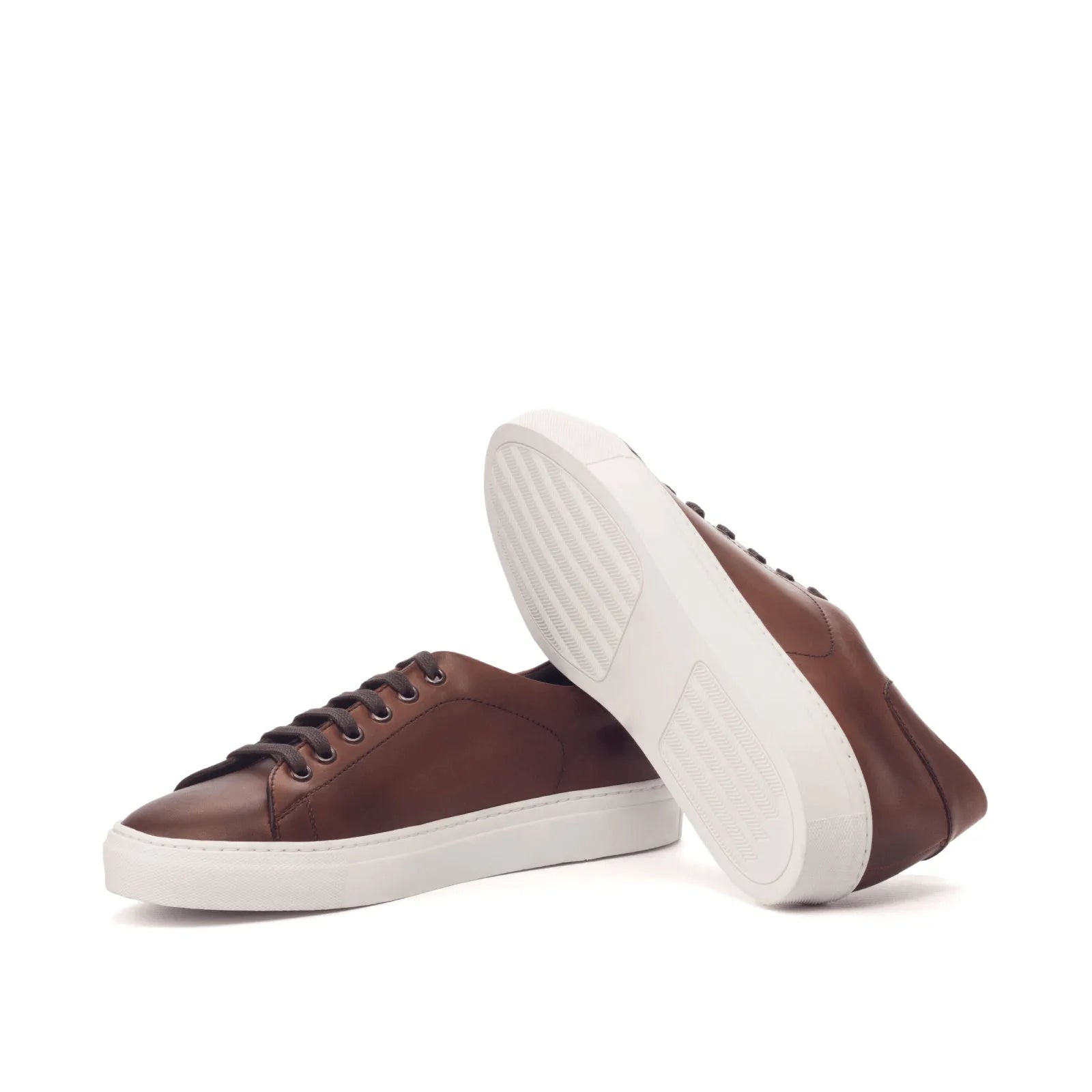 Brown leather Claus Trainer Sneaker with white soles for stylish comfort