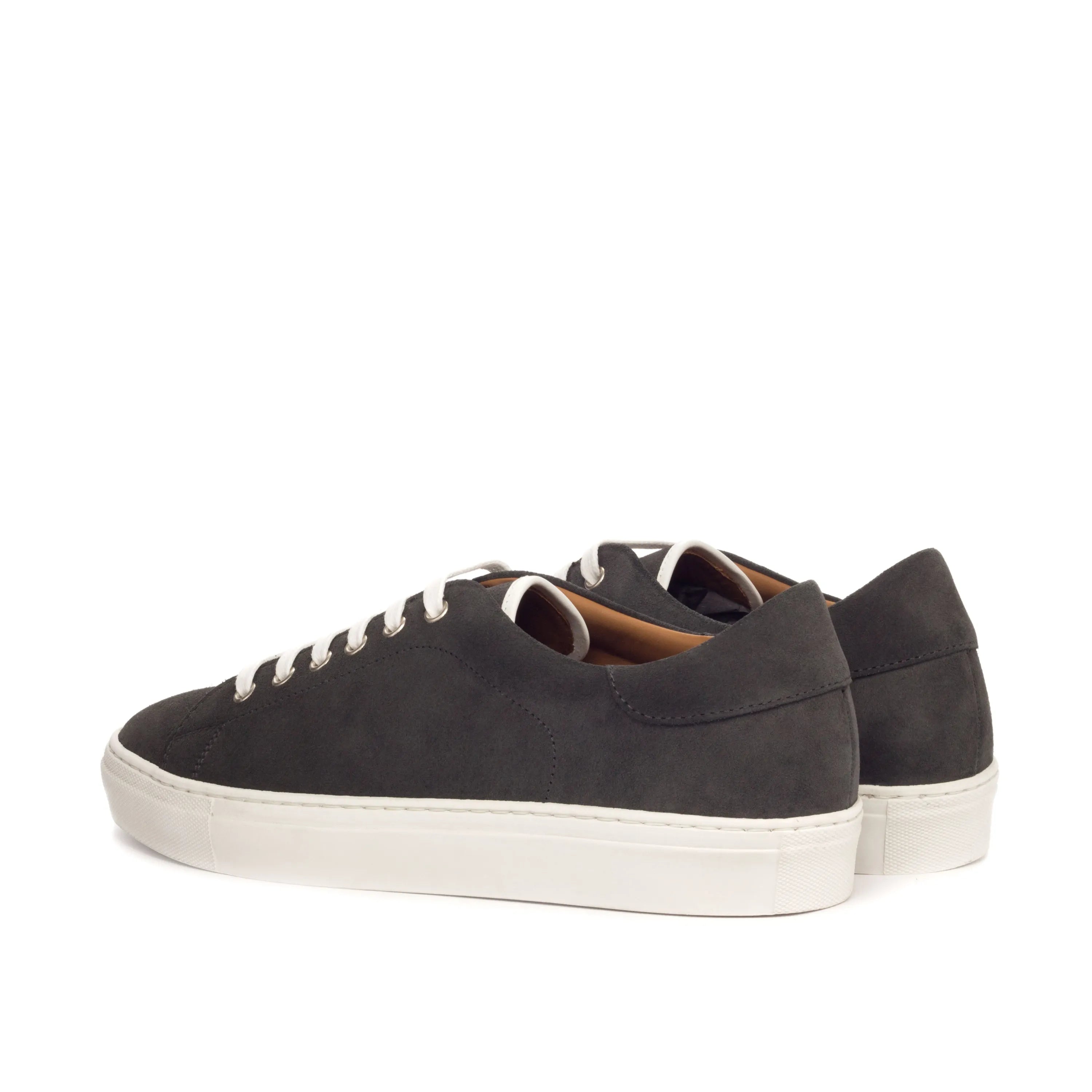 Black leather Dailama Trainer Sneakers II with stylish white soles for a modern look