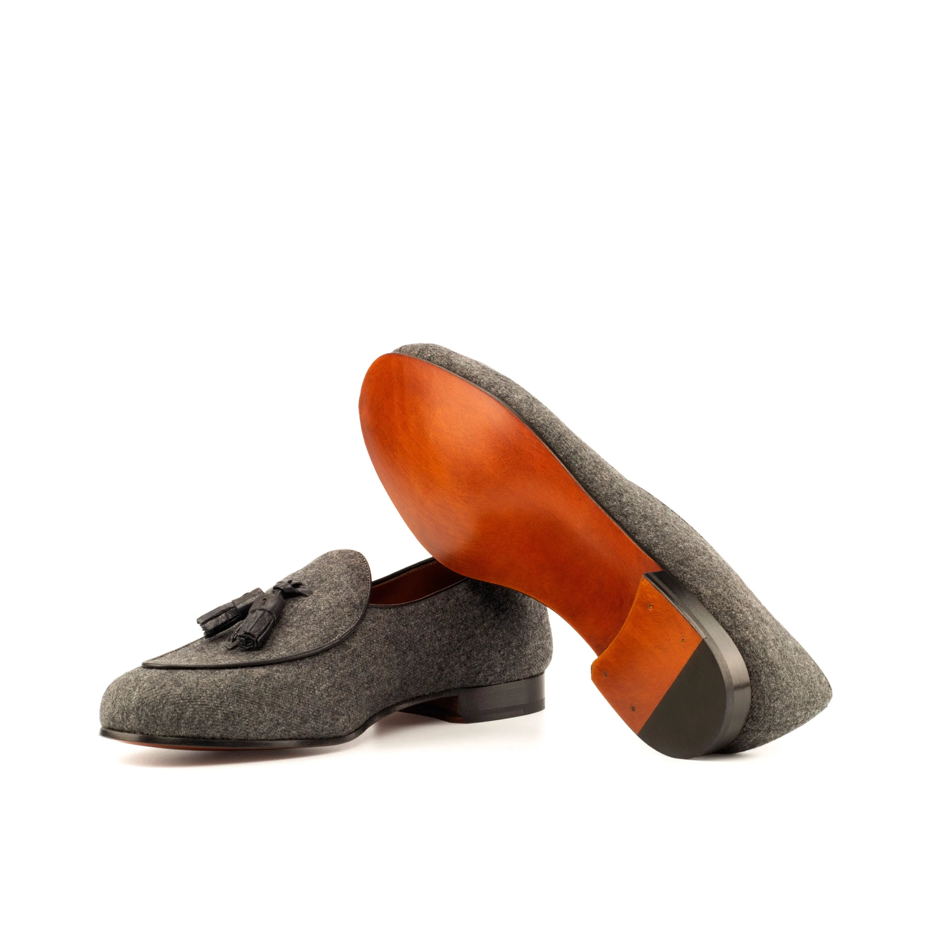 Gray tassel loafers from Daou Belgian Slipper, perfect for stylish and comfortable wear