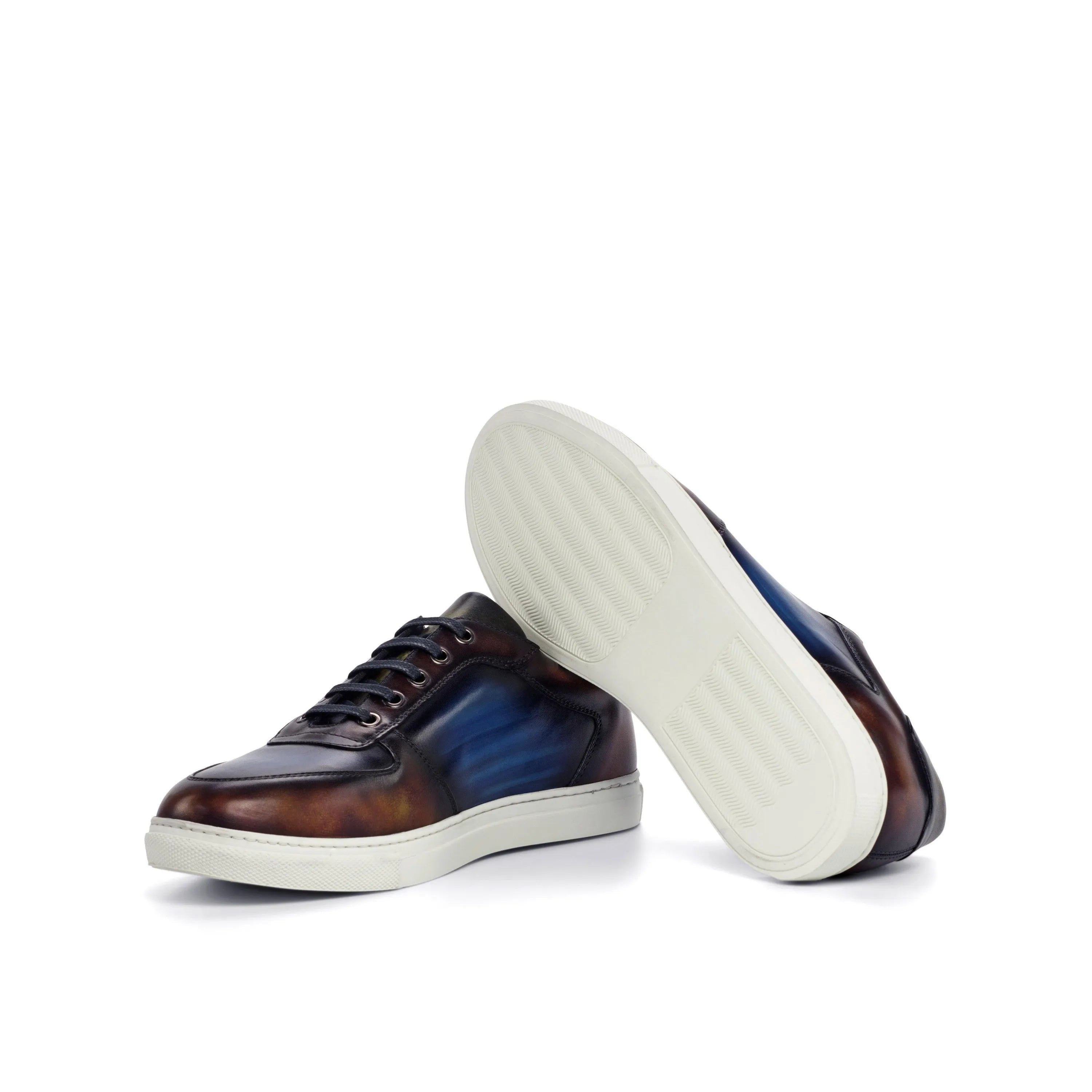 Deen Patina Low Top Sneaker in high-quality leather for stylish casual wear
