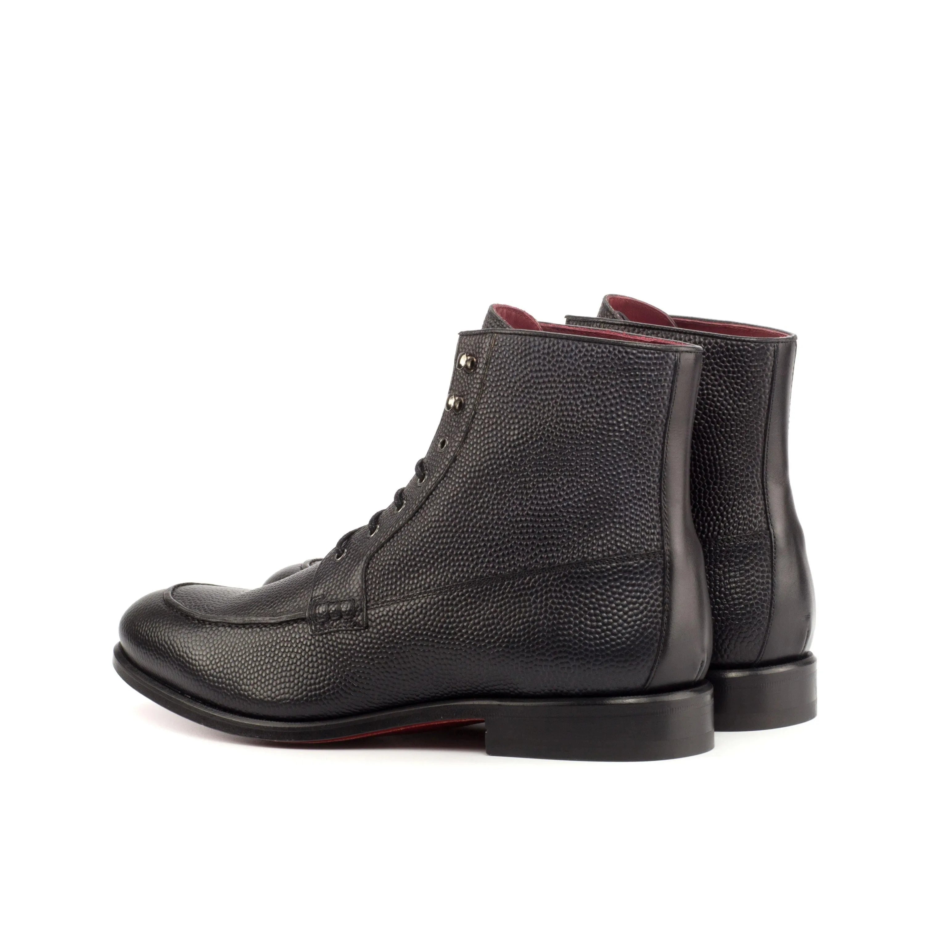 Black leather lace-up Denver Moc Boot II, ideal for style and comfort