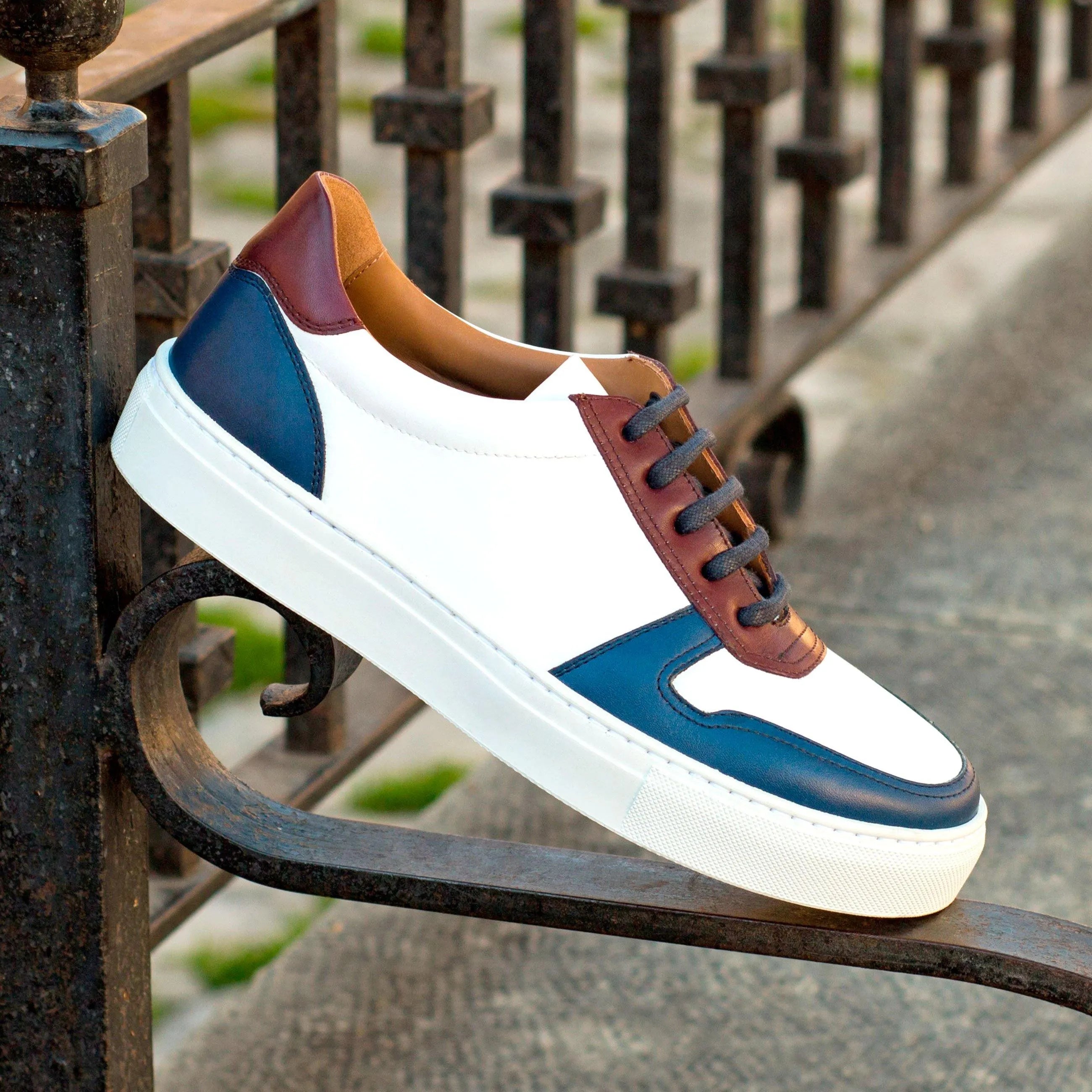 Stylish color-blocked leather sneaker from Georgia Ladies Trainer Sneaker II in painted calf