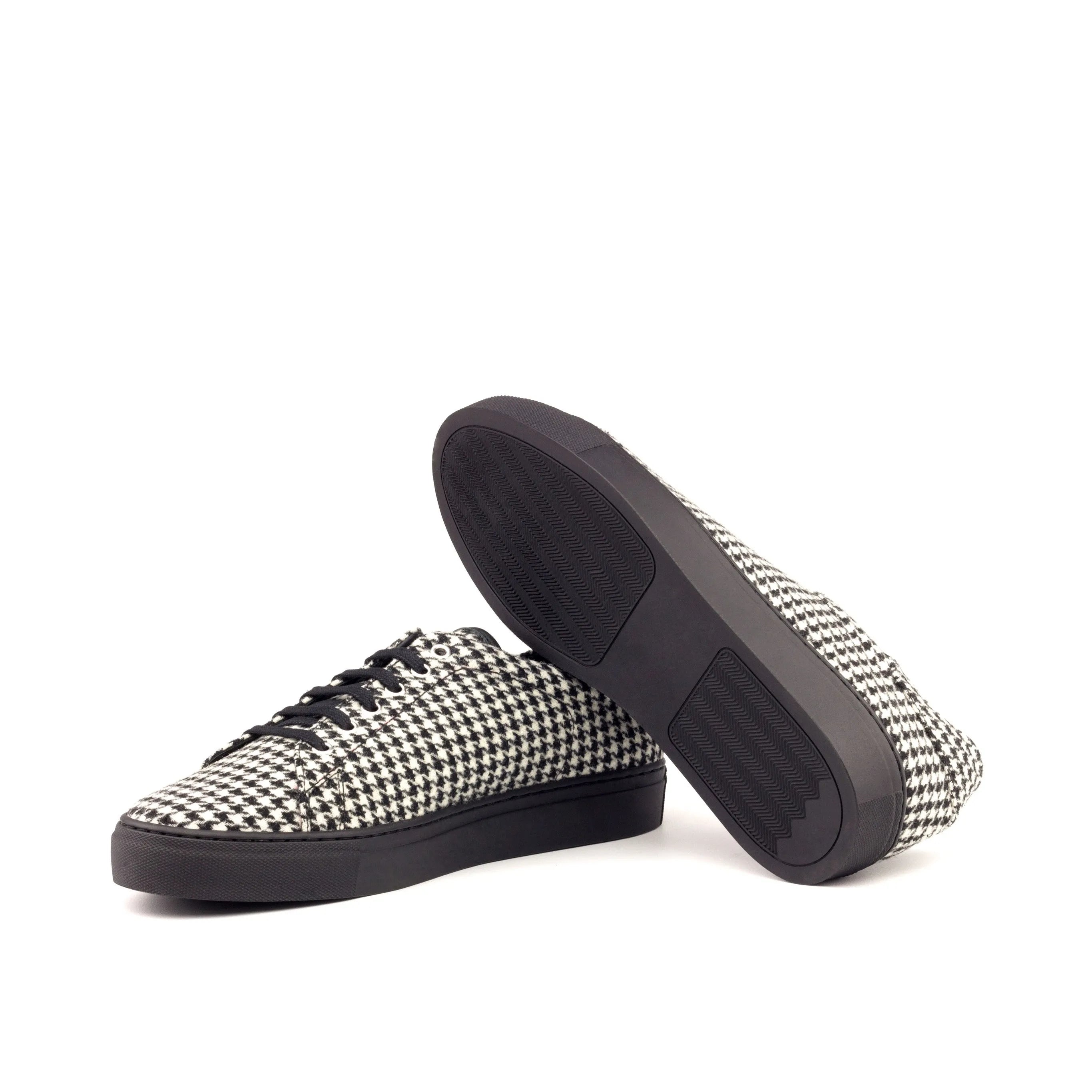 Houndstooth patterned Giles Trainer Sneaker made from calf leather with cupsole design