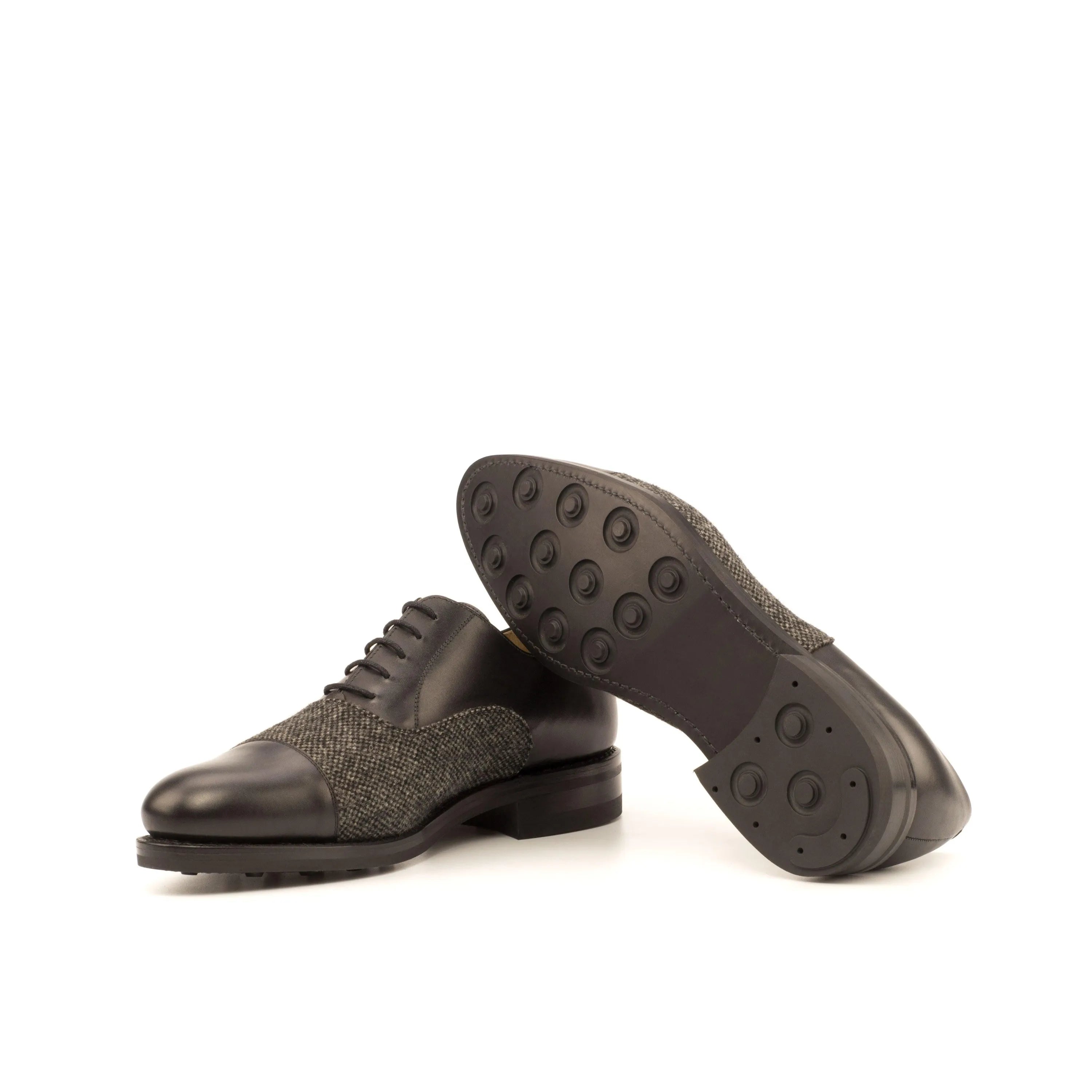 Men’s leather and tweed Henry Oxford Shoes, a stylish choice for formal occasions