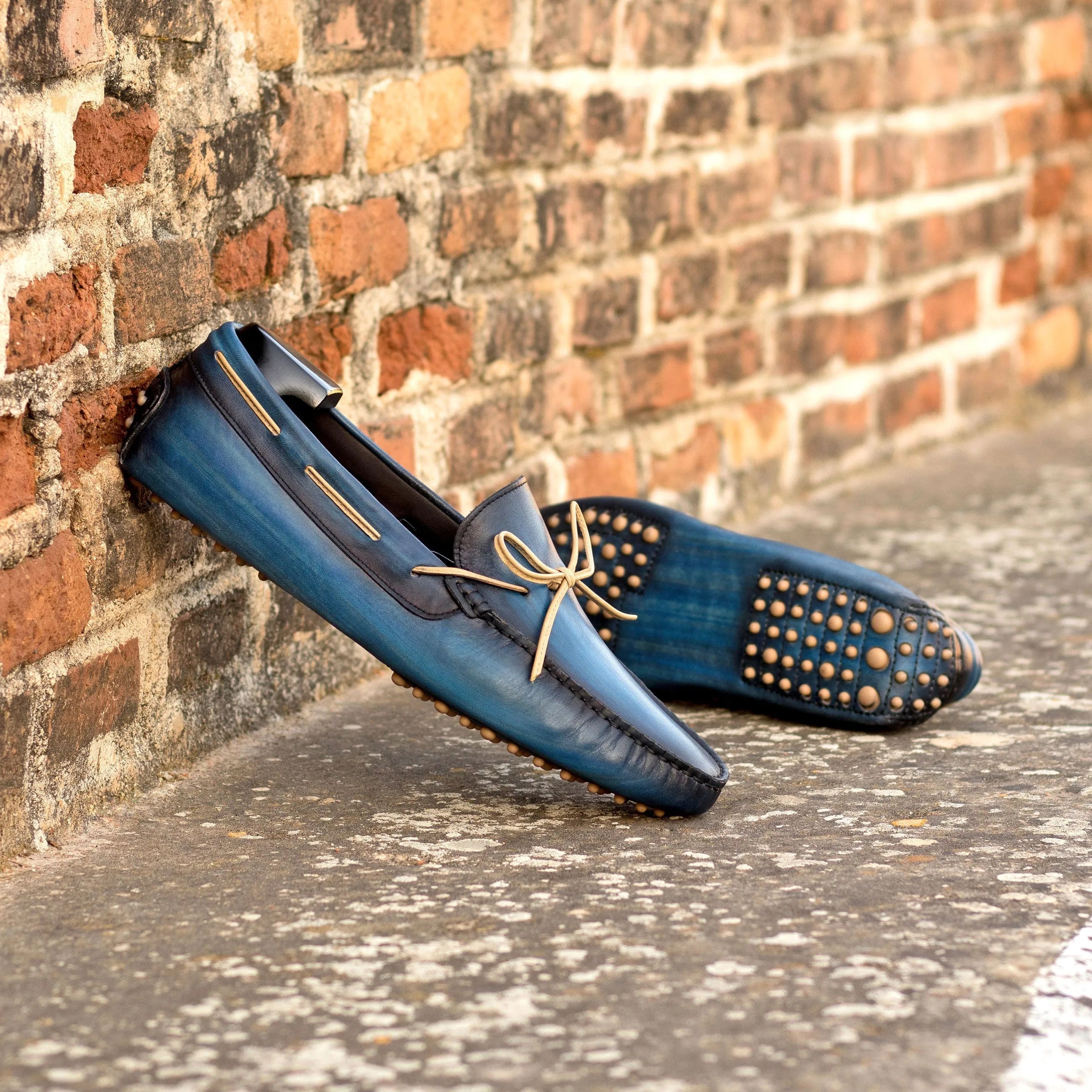 Blue leather driving shoes in Hobi Patina Driver style for fashionable comfort