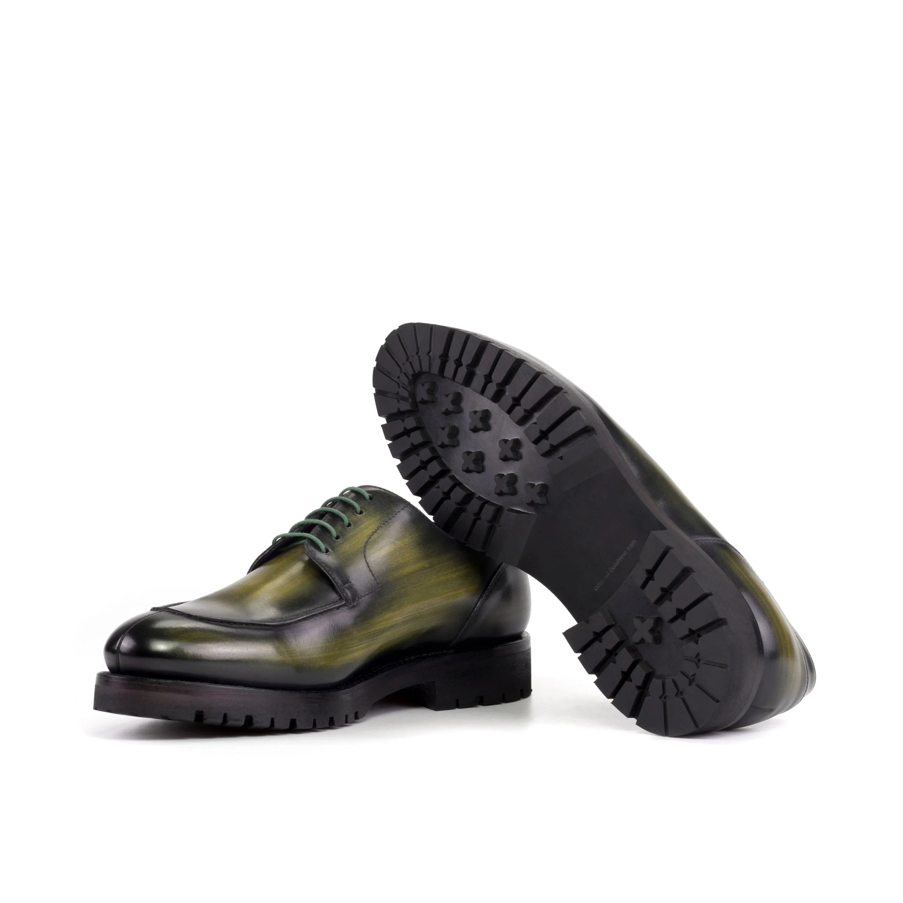 Green leather Jarama Derby Split Toe Patina shoes with lug soles for style and durability