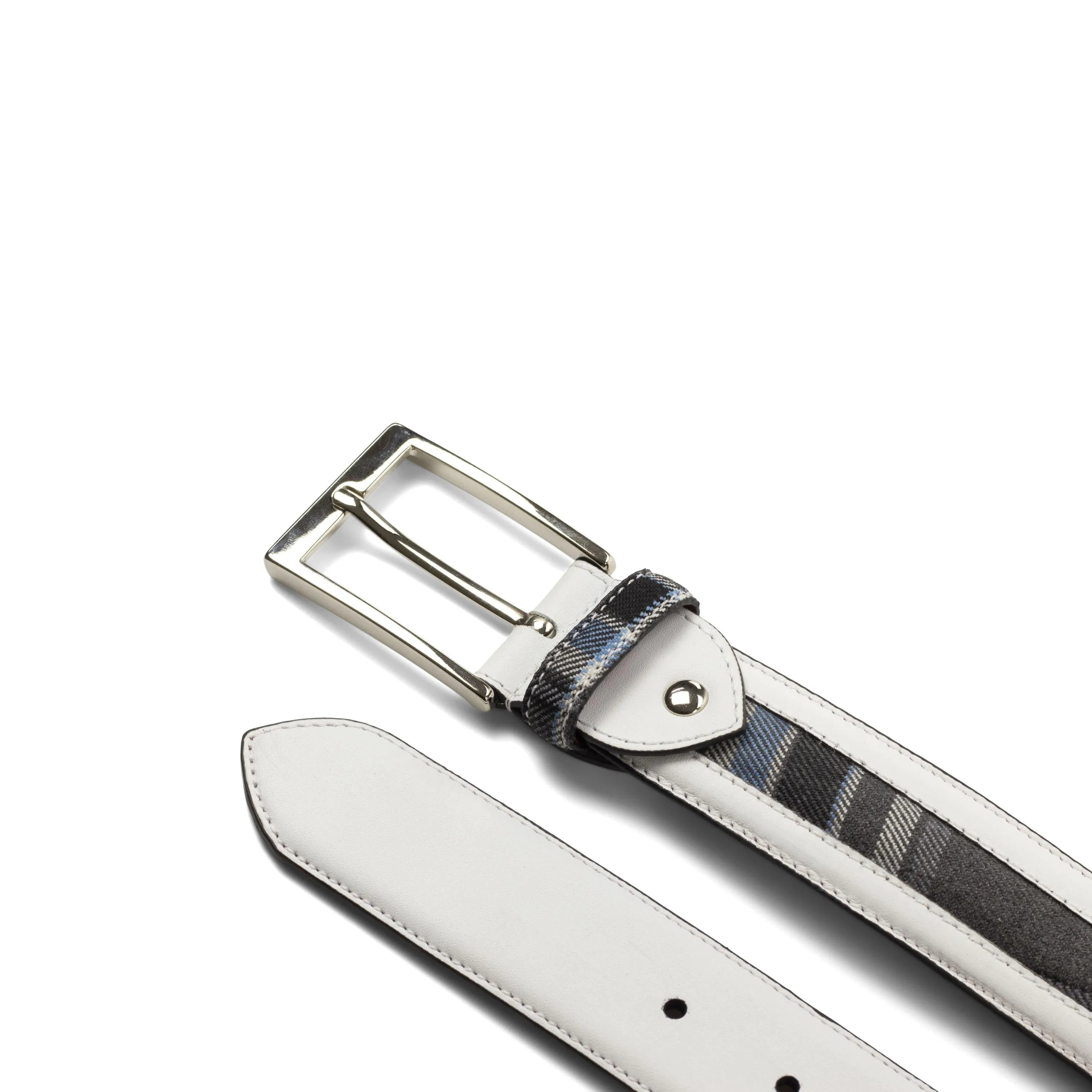 White leather Jazzy Venice Belt with a silver buckle, ideal for stylish outfits