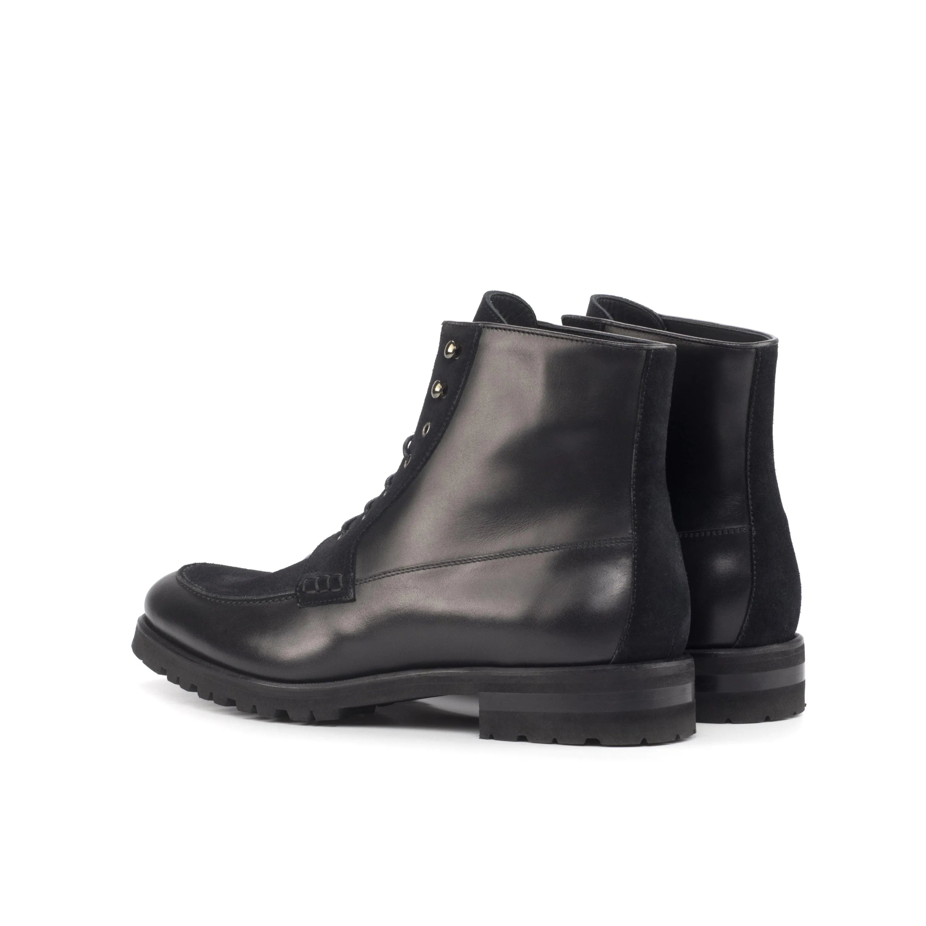 Black leather lace-up Kindrick Moc Boot, stylish and durable footwear for any occasion