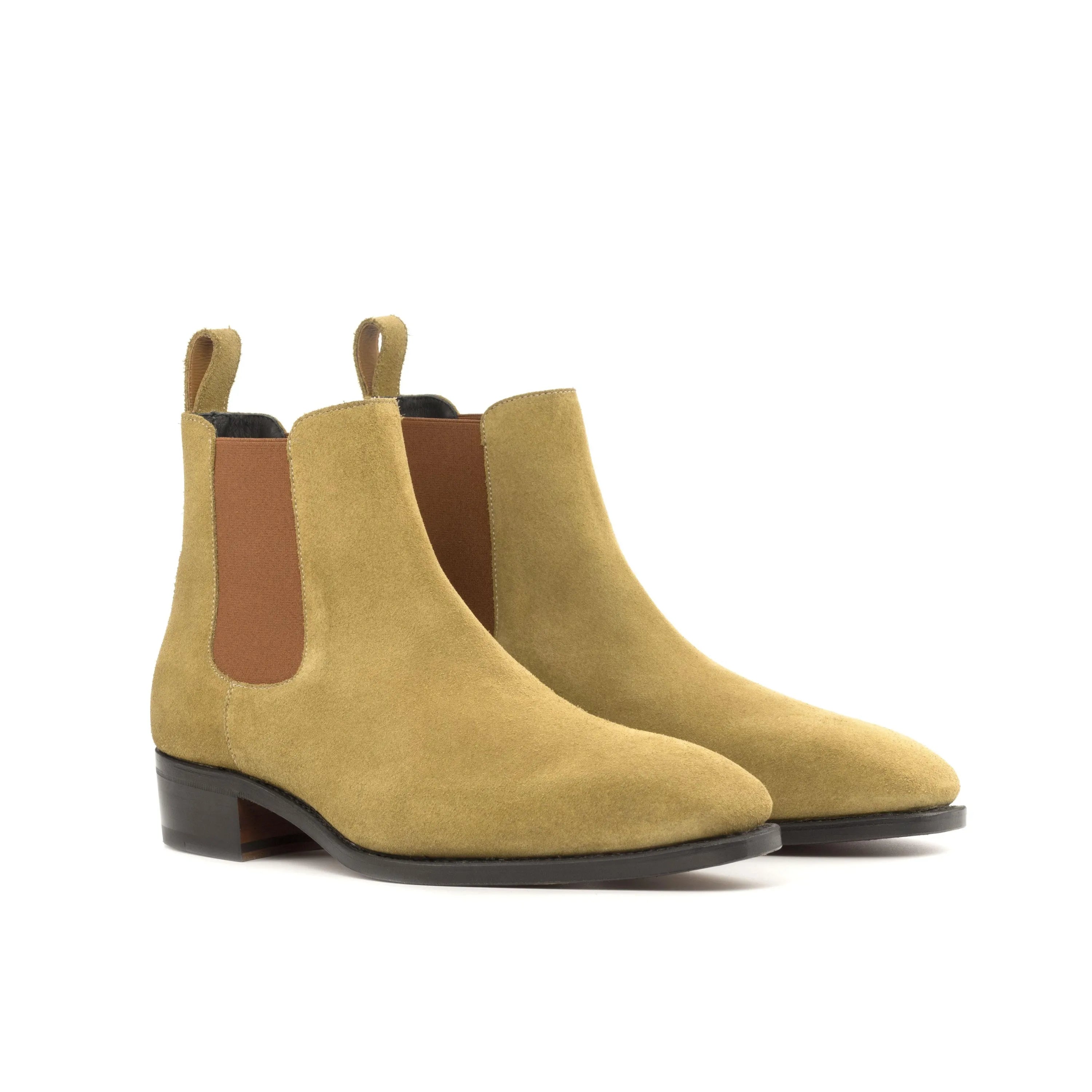Tan suede Maani Chelsea Boots showcasing stylish design and versatile wearability