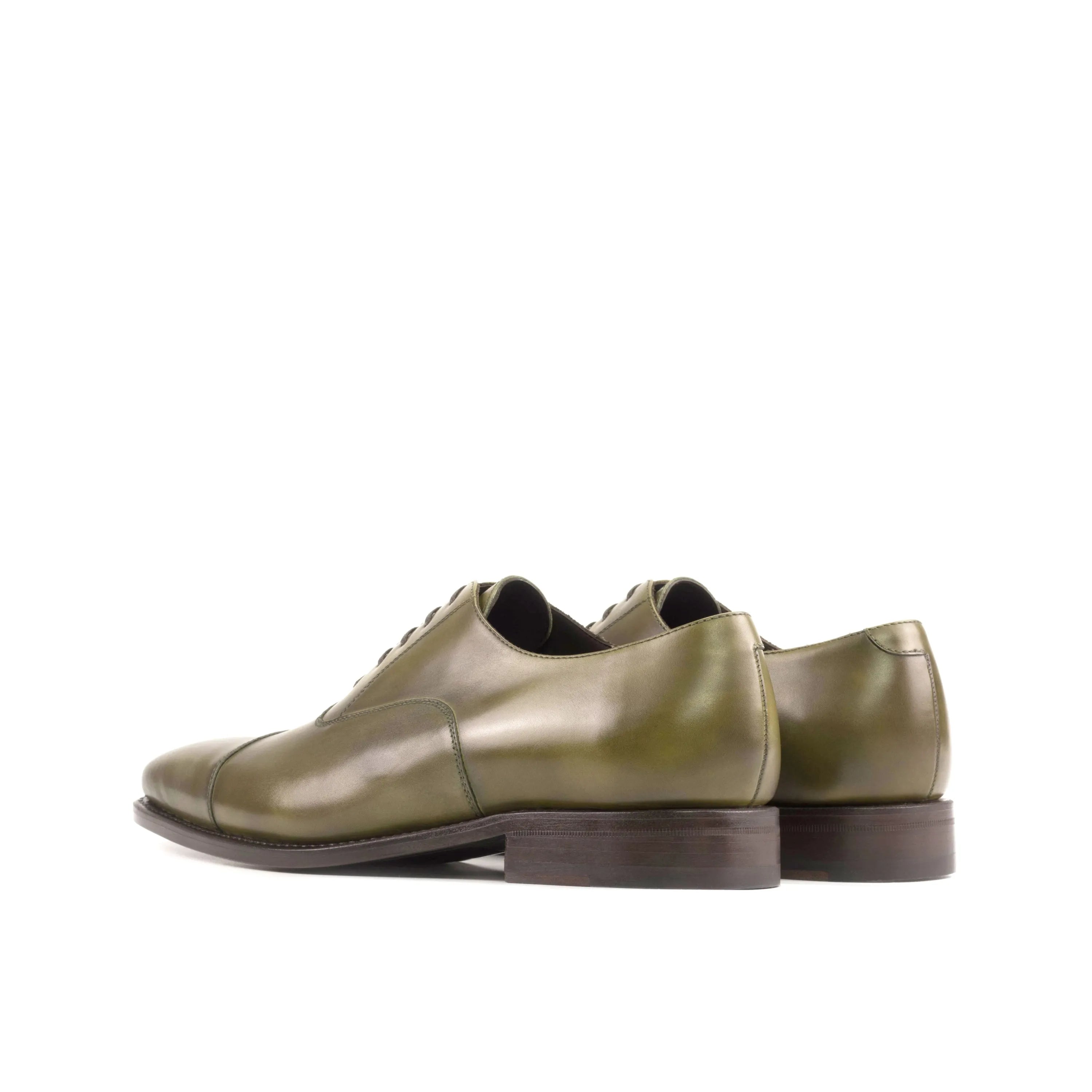 Olive green leather Malkom Oxford Shoes, perfect for a stylish fast lane look