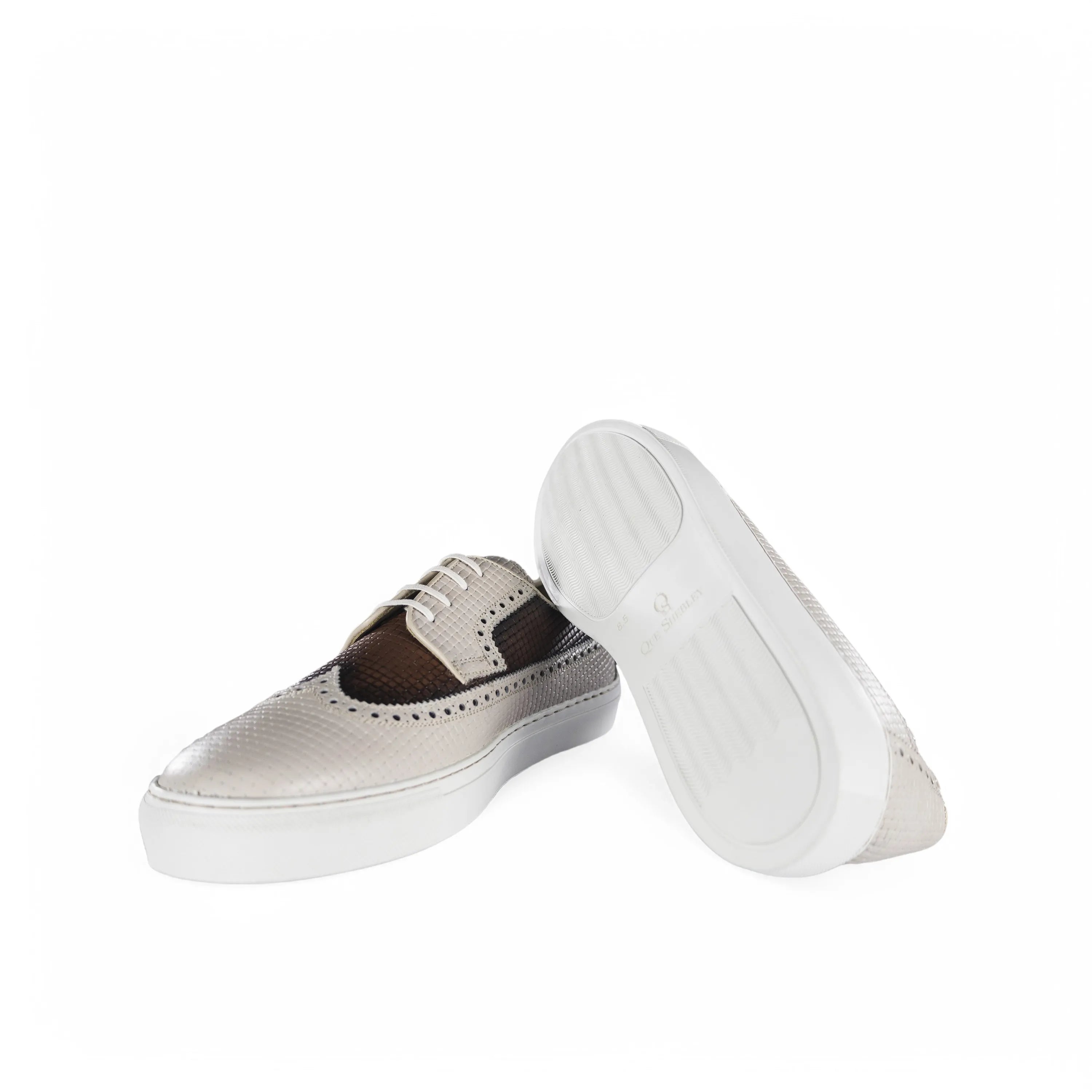 Two-tone leather Markof Longwing Sneaker showcasing modern style and comfort