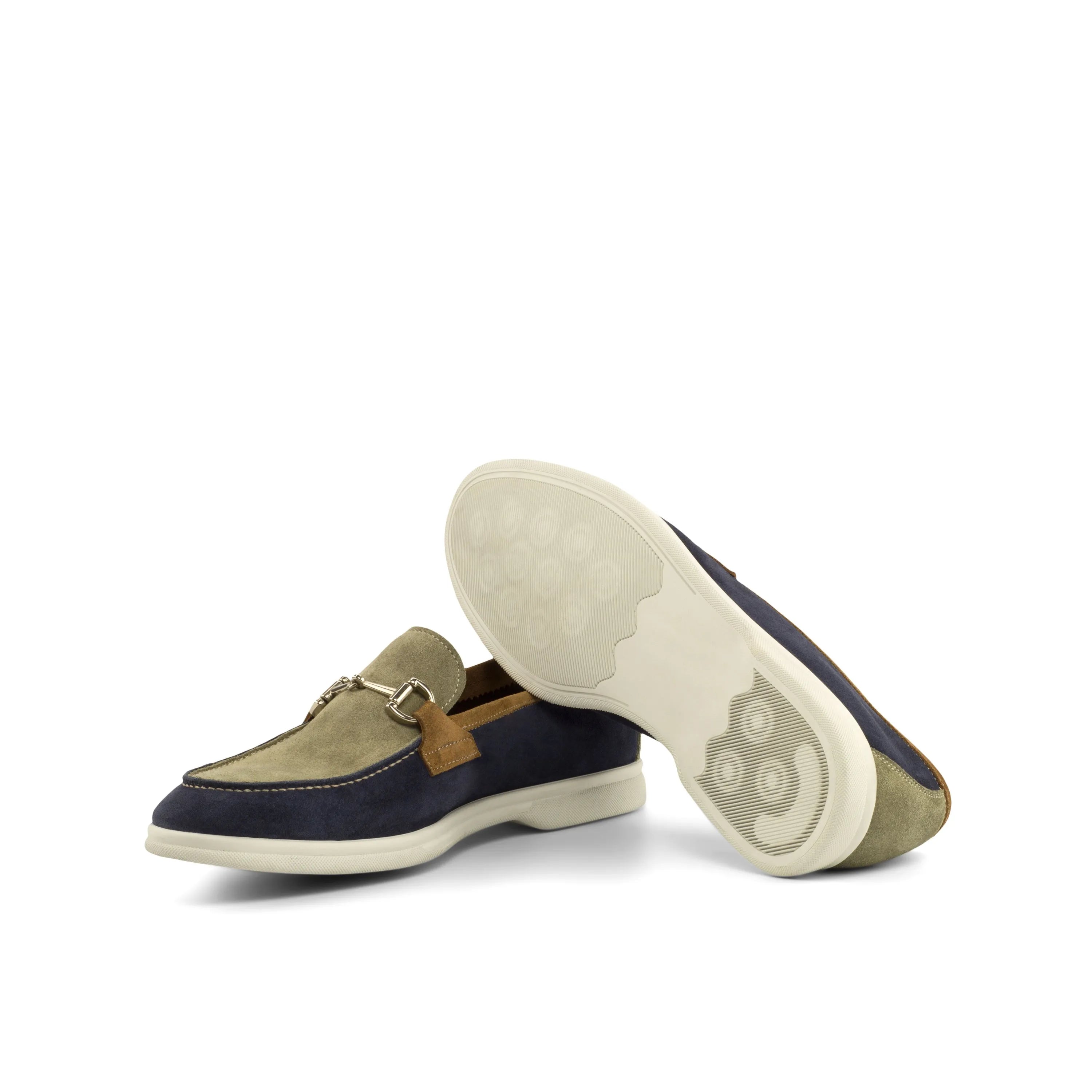 Two-tone suede loafers from Nikki Moc Flex, showcasing unlined suede leather design