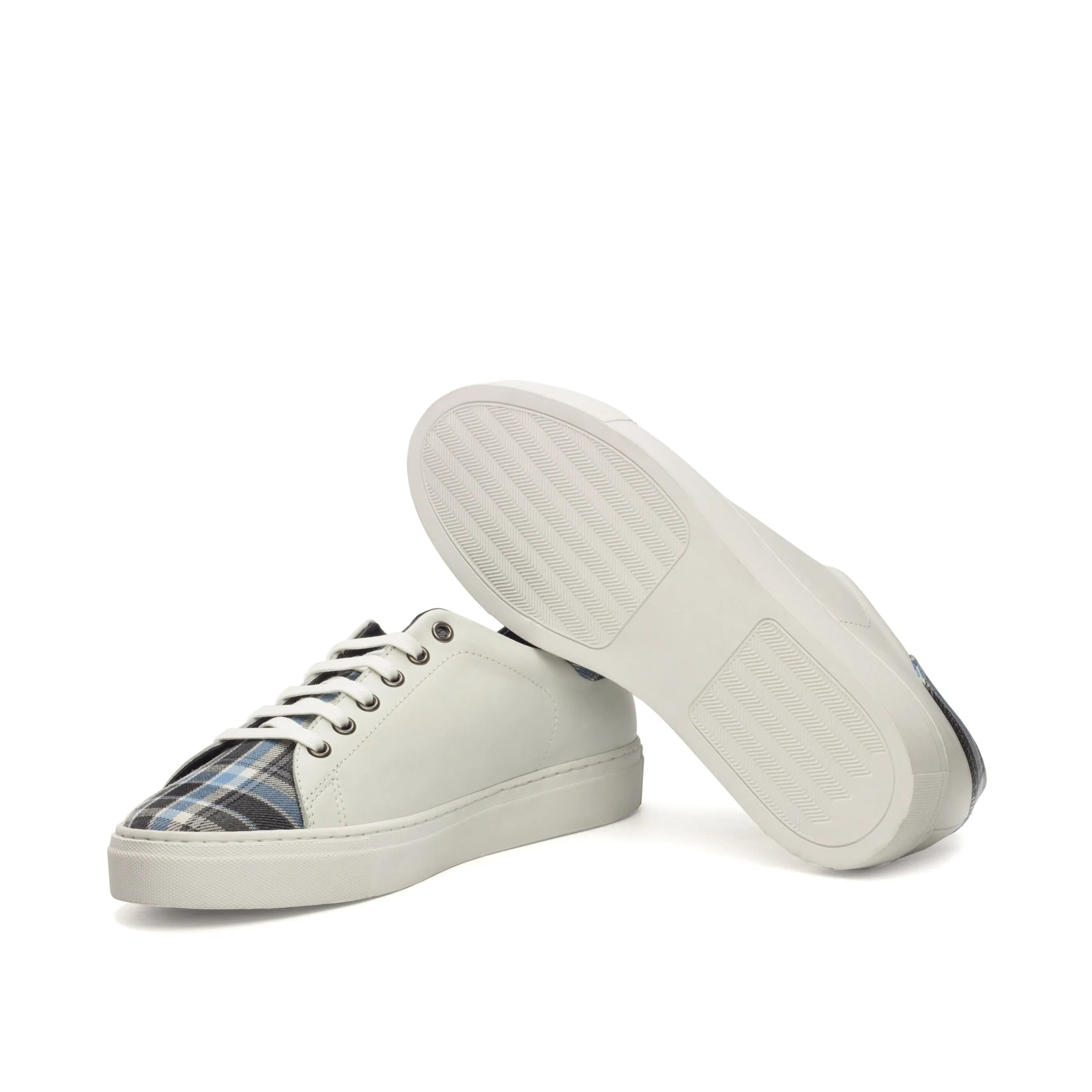 White leather Oldy Trainer Sneakers featuring a plaid toe design for stylish comfort