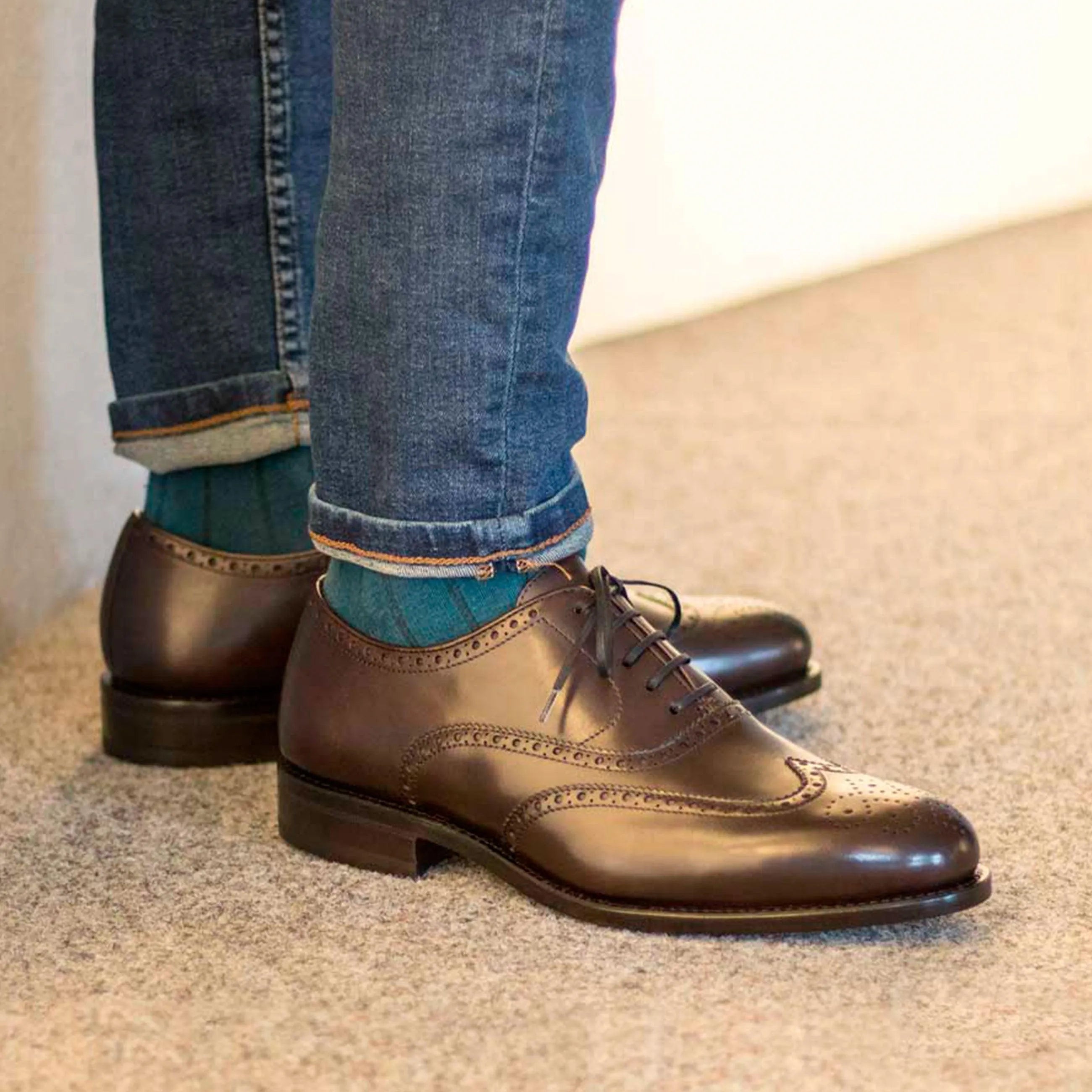Brown leather wingtip dress shoes from Olivers, perfect brogue shoes for the fast lane