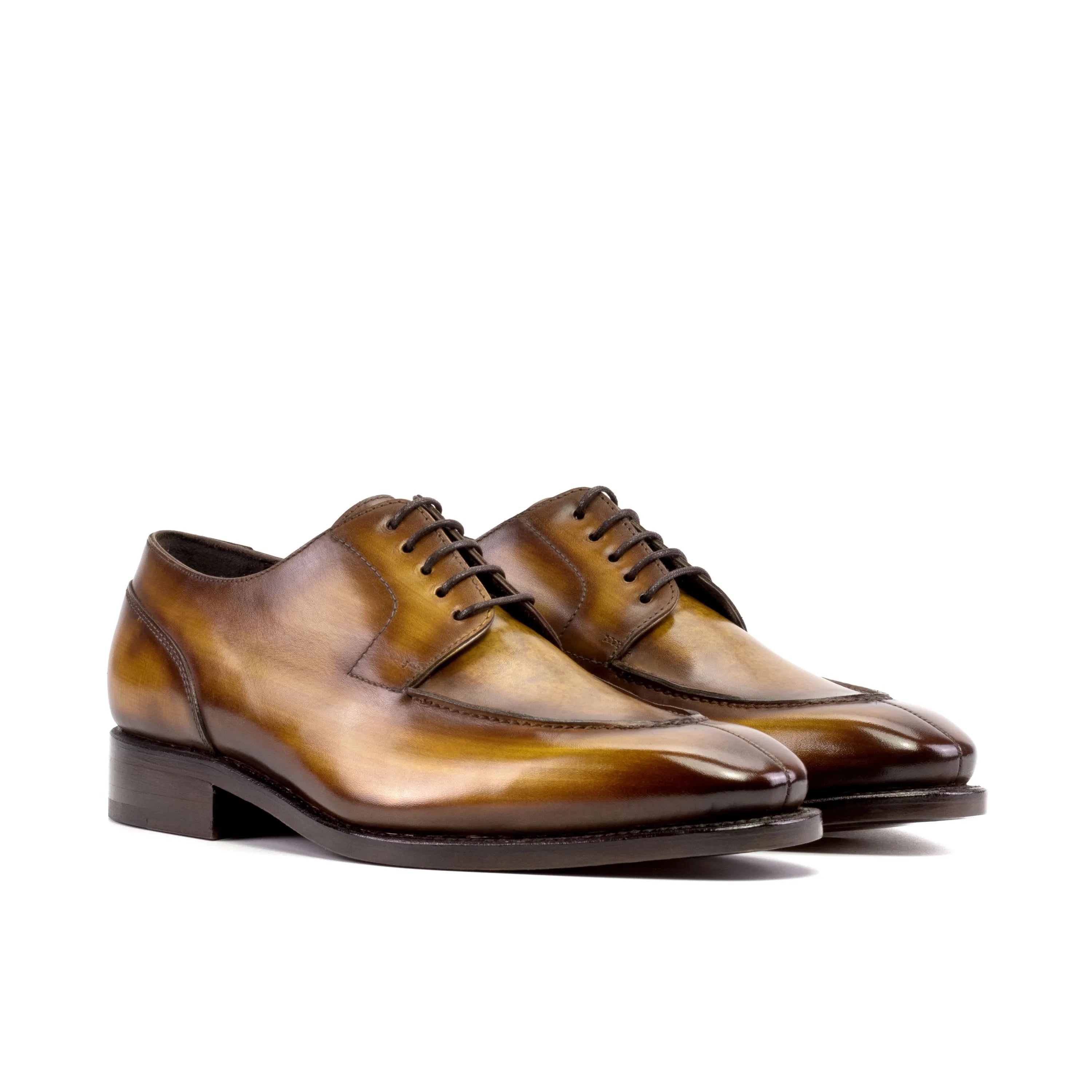 Brown leather Rubis Derby Split Toe Patina Shoes showcasing elegant split toe design