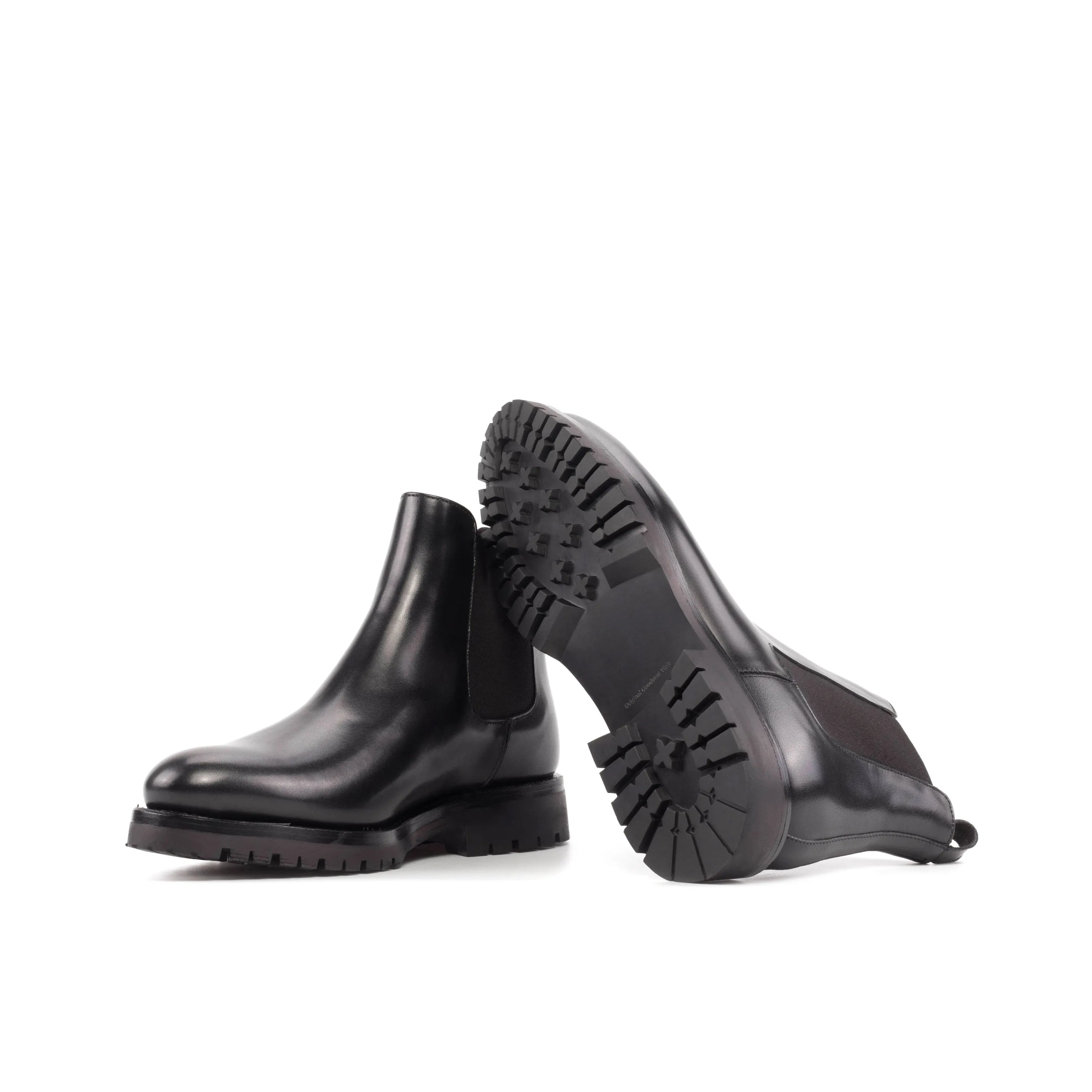 Black leather Chelsea boots from the Solitude Chelsea collection for stylish comfort