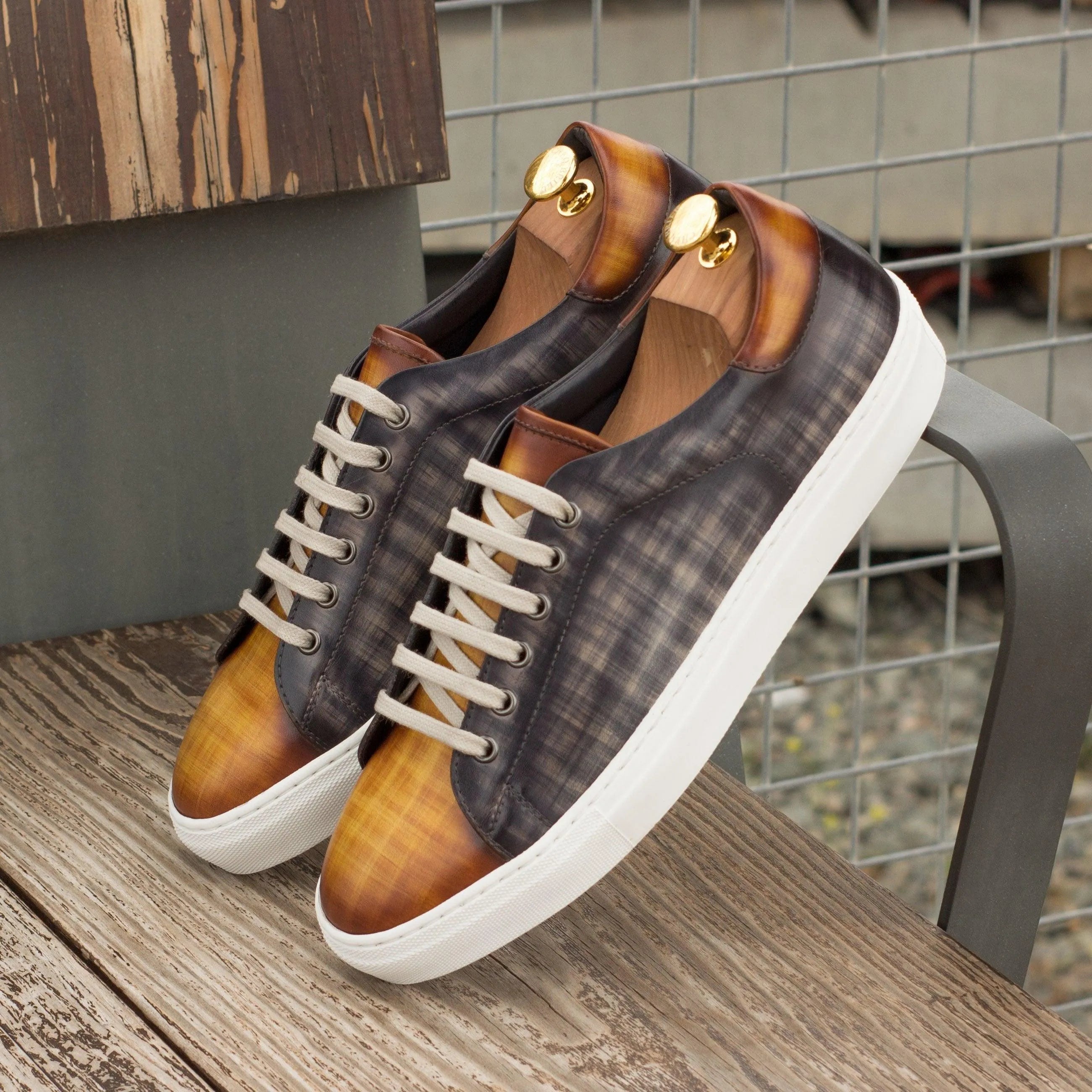 Leather Tameo Trainer Patina Sneakers with shoe trees for optimal care and longevity