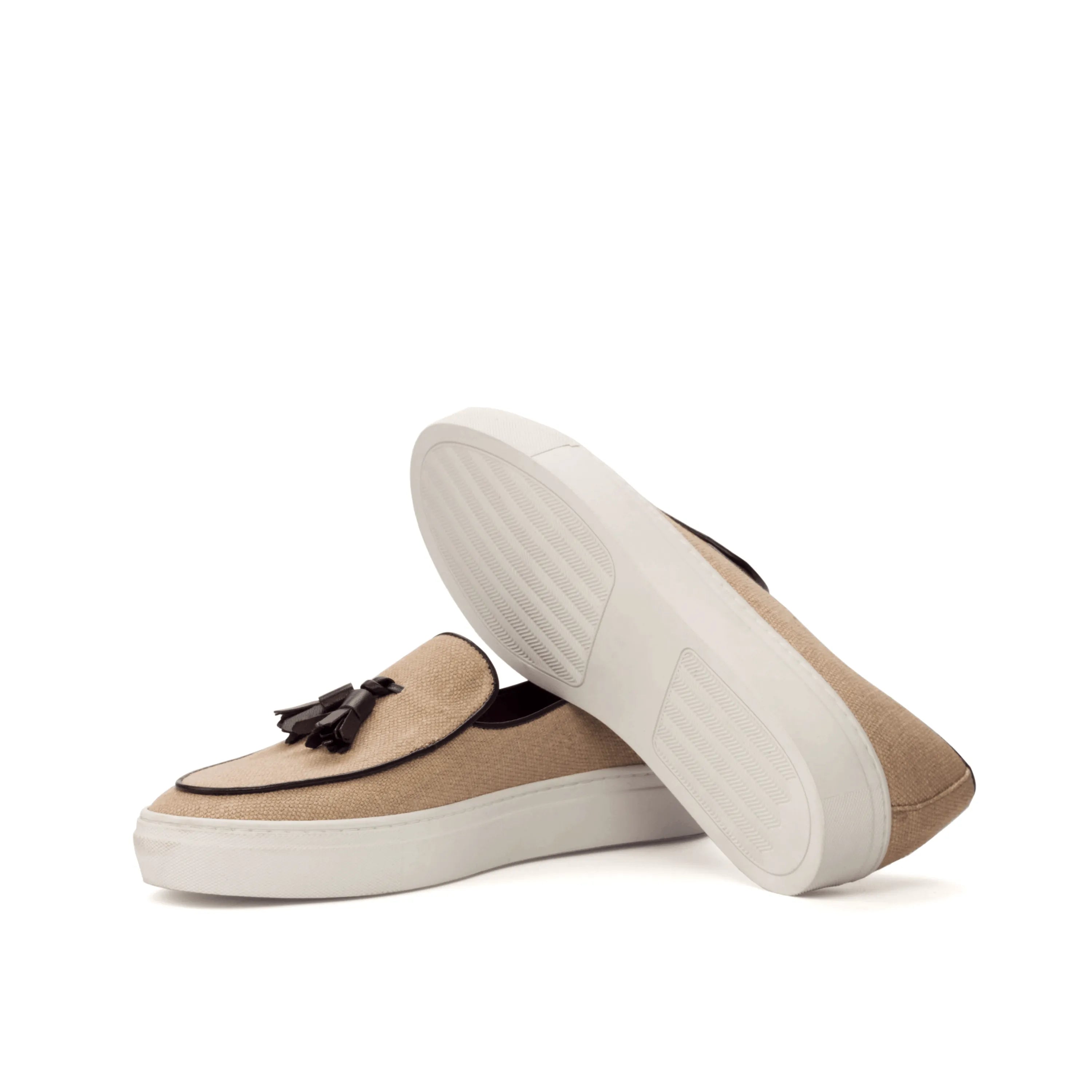 Beige tassel Tonny Belgian Sneaker II made of calf leather for stylish comfort