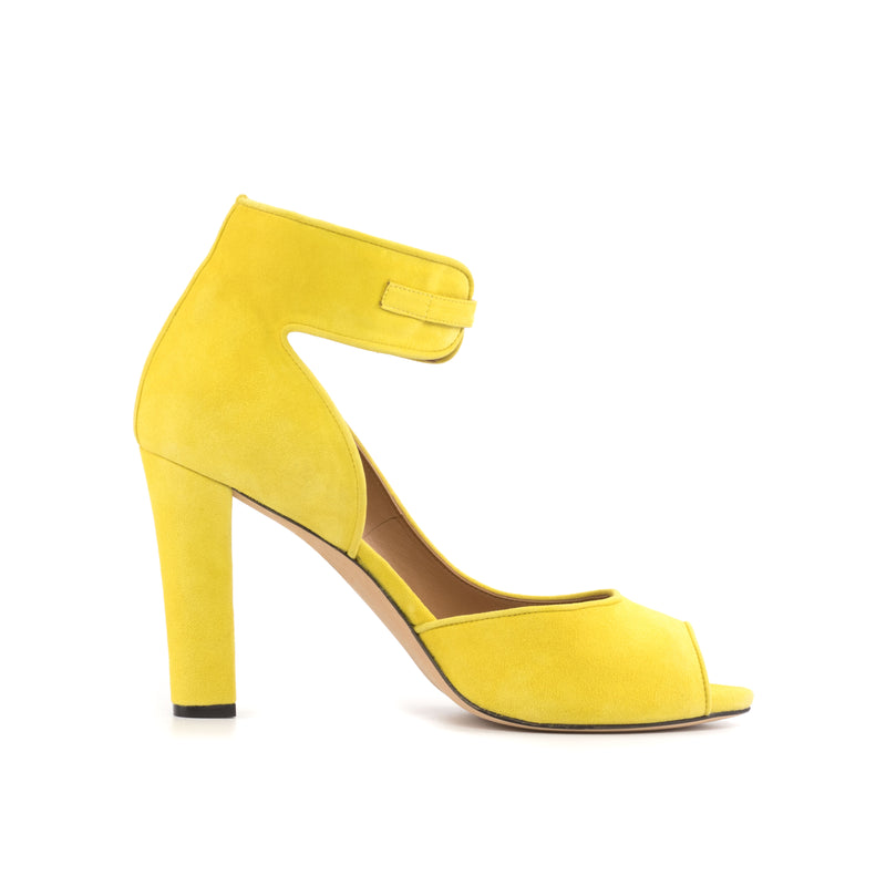 Yellow sandals elegant chunky heel from velvet fabric