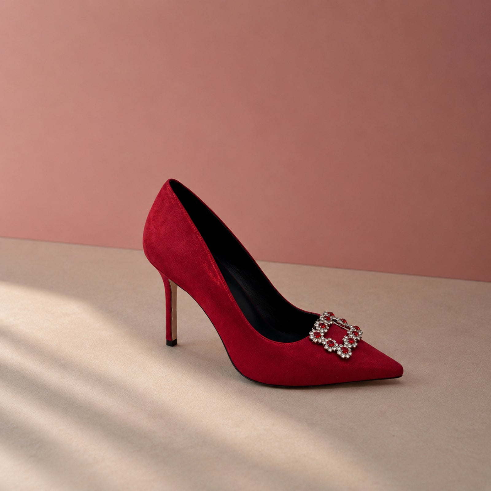 Almas Pumps