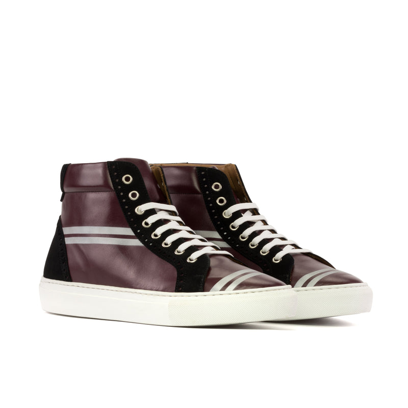 Derodeloper.com - #GIVENCHY #WOMEN SPRING/SUMMER '21 If you're looking for casual  shoes with a difference, then look no further than these Urban Street  leather sneakers from Givenchy. You'll be surprised by how