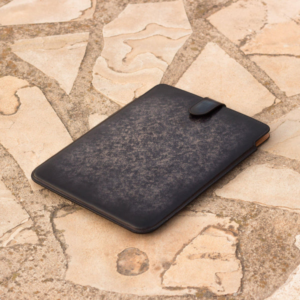 Lux 2 Patina Ipad case - Premium Luxury Travel from Que Shebley - Shop now at Que Shebley