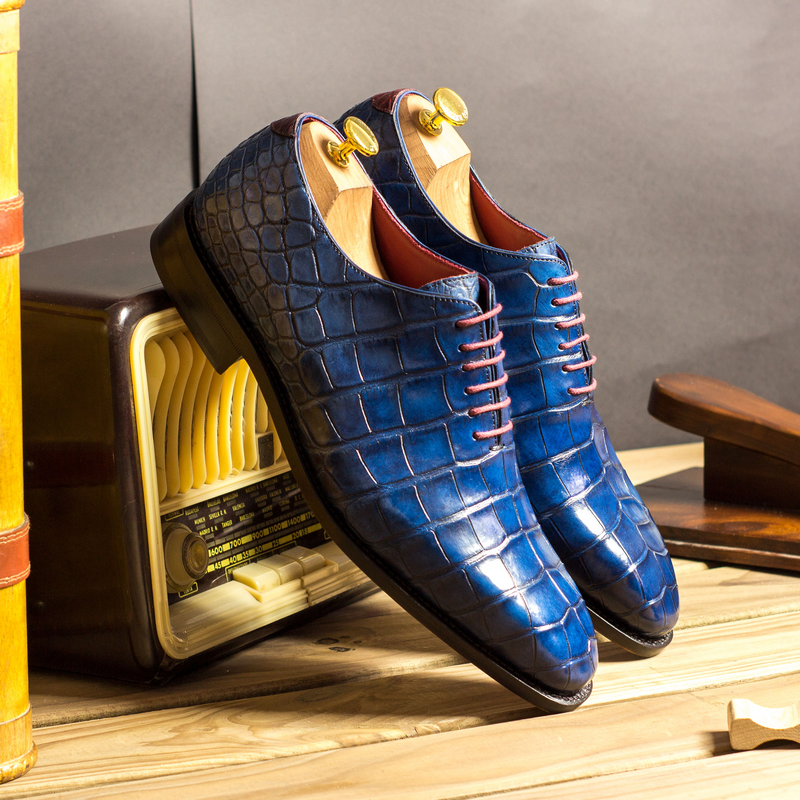 Meliton Whole Cut Alligator