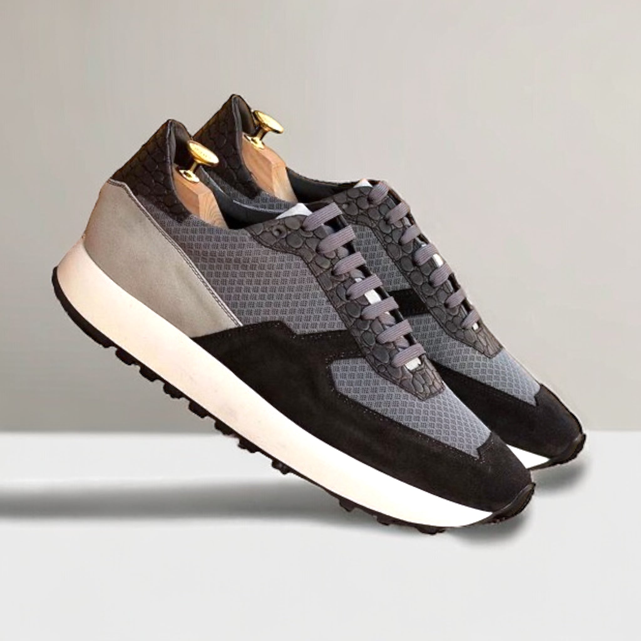 Kenricks Chunky Trainer Sneaker II - Premium wholesale from Que Shebley - Shop now at Que Shebley