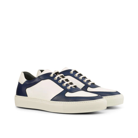 AL70 Low Top Sneaker | Que Shebley