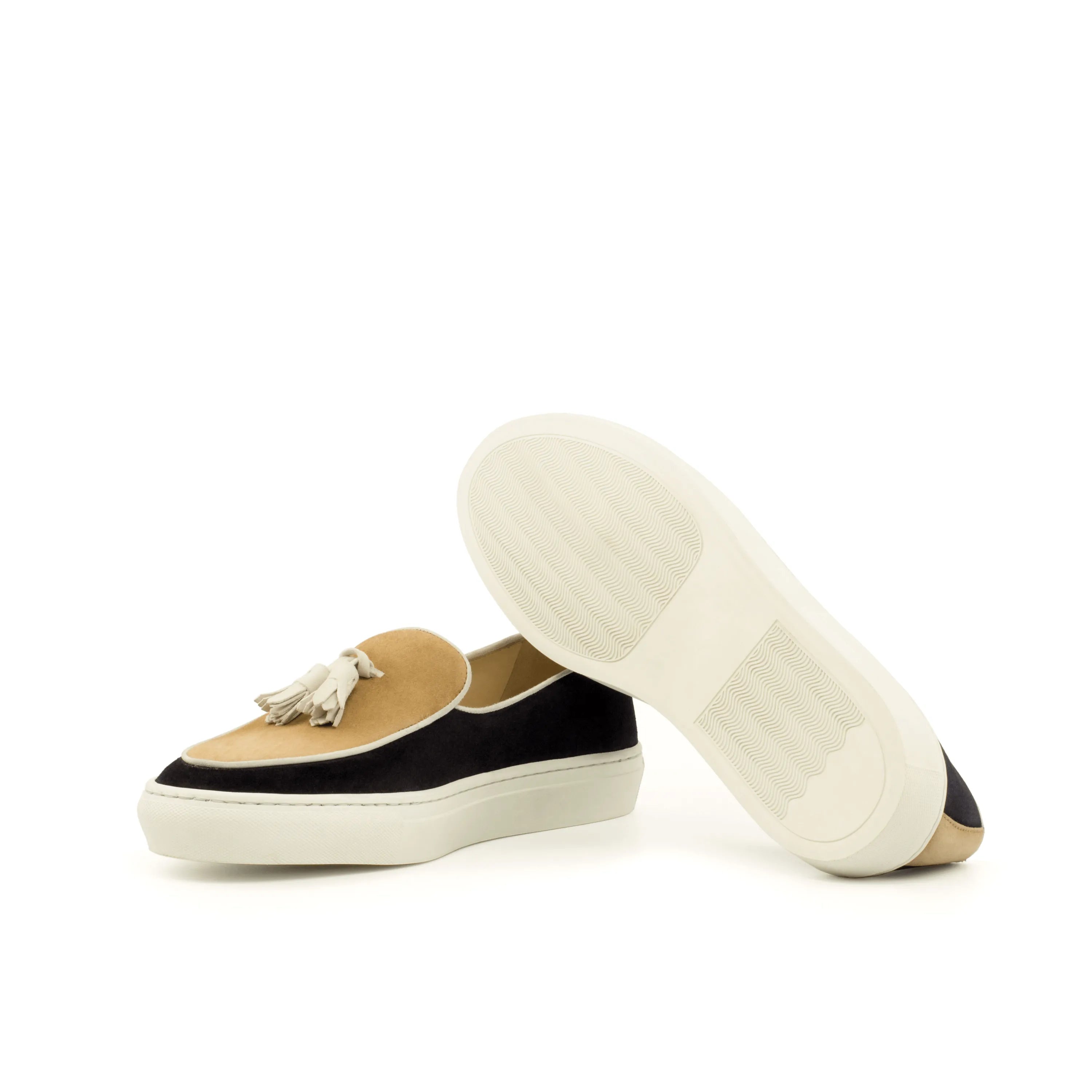 Two-tone tassel loafer sneaker from Antigo Belgian Sneaker II in kid suede