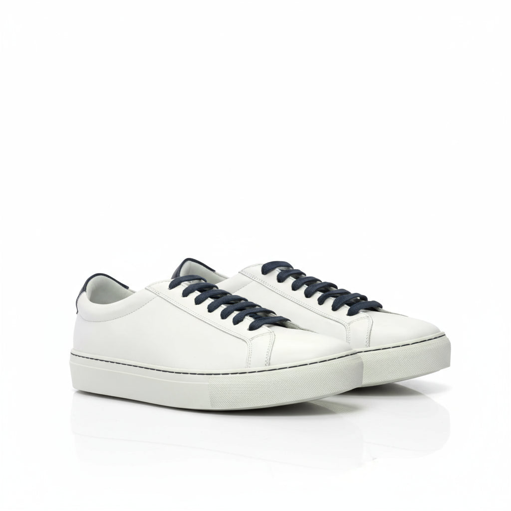 White leather Ardo Low Kick Sneakers II with navy laces for a stylish look in the fast lane