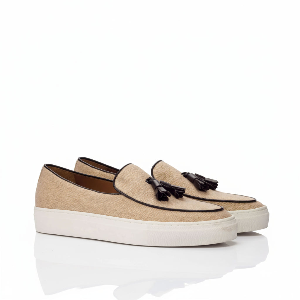 Beige tassel loafers with white soles, ideal Bardot Belgian sneaker in calf leather
