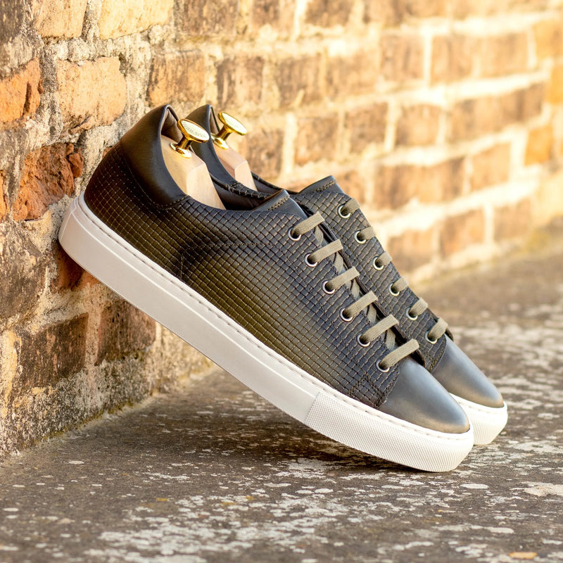 Gray leather CapaThree Trainer Sneakers with white soles for a stylish look