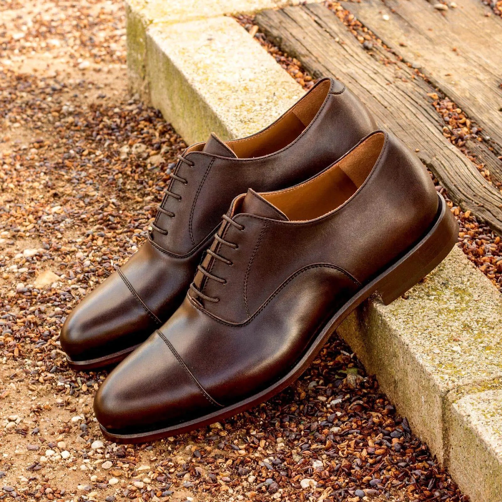 Brown leather Classico Oxford Shoes displayed elegantly for refined elegance in footwear