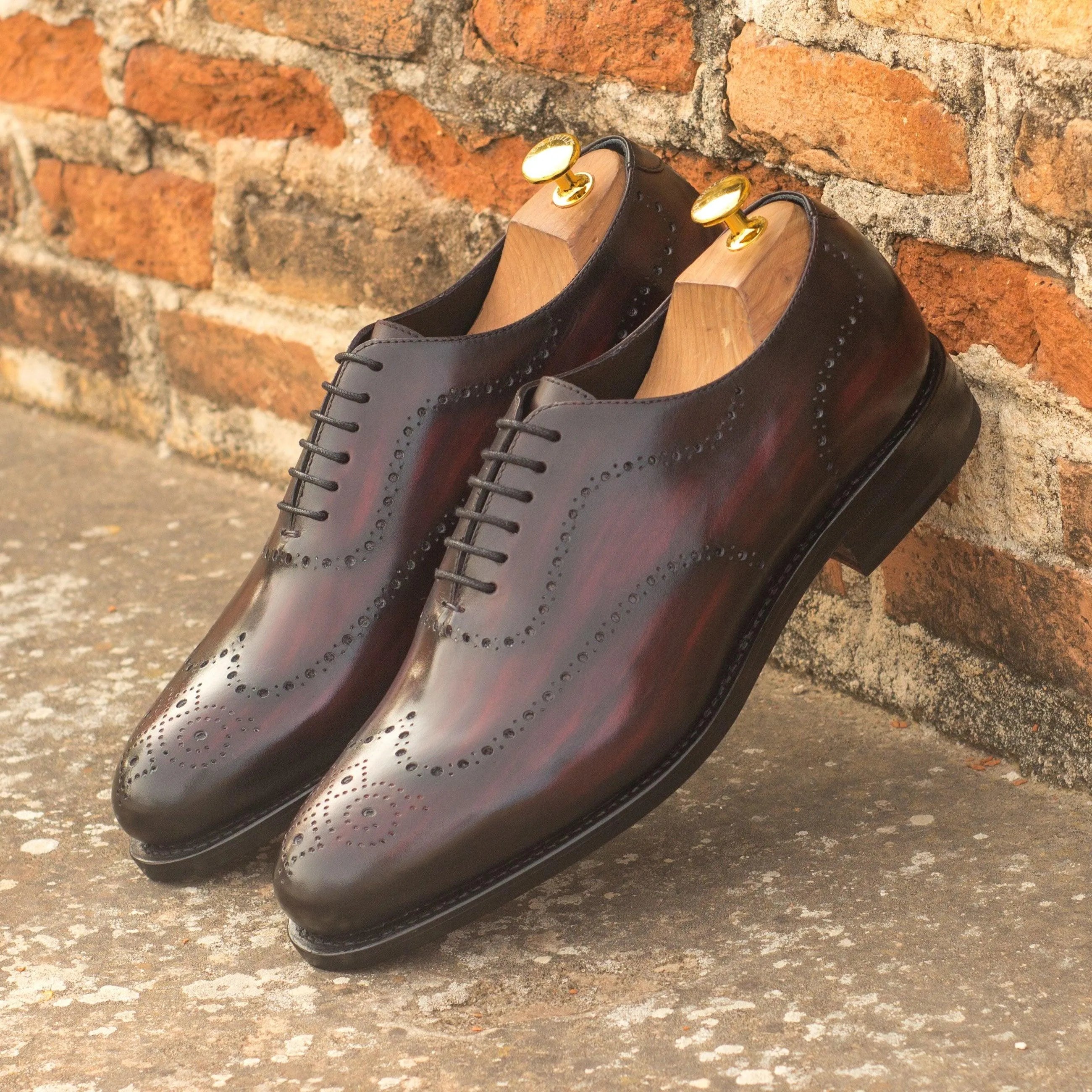 Burgundy leather wingtip dress shoes, Darud Whole Cut Patina II, luxury bespoke shoes for men
