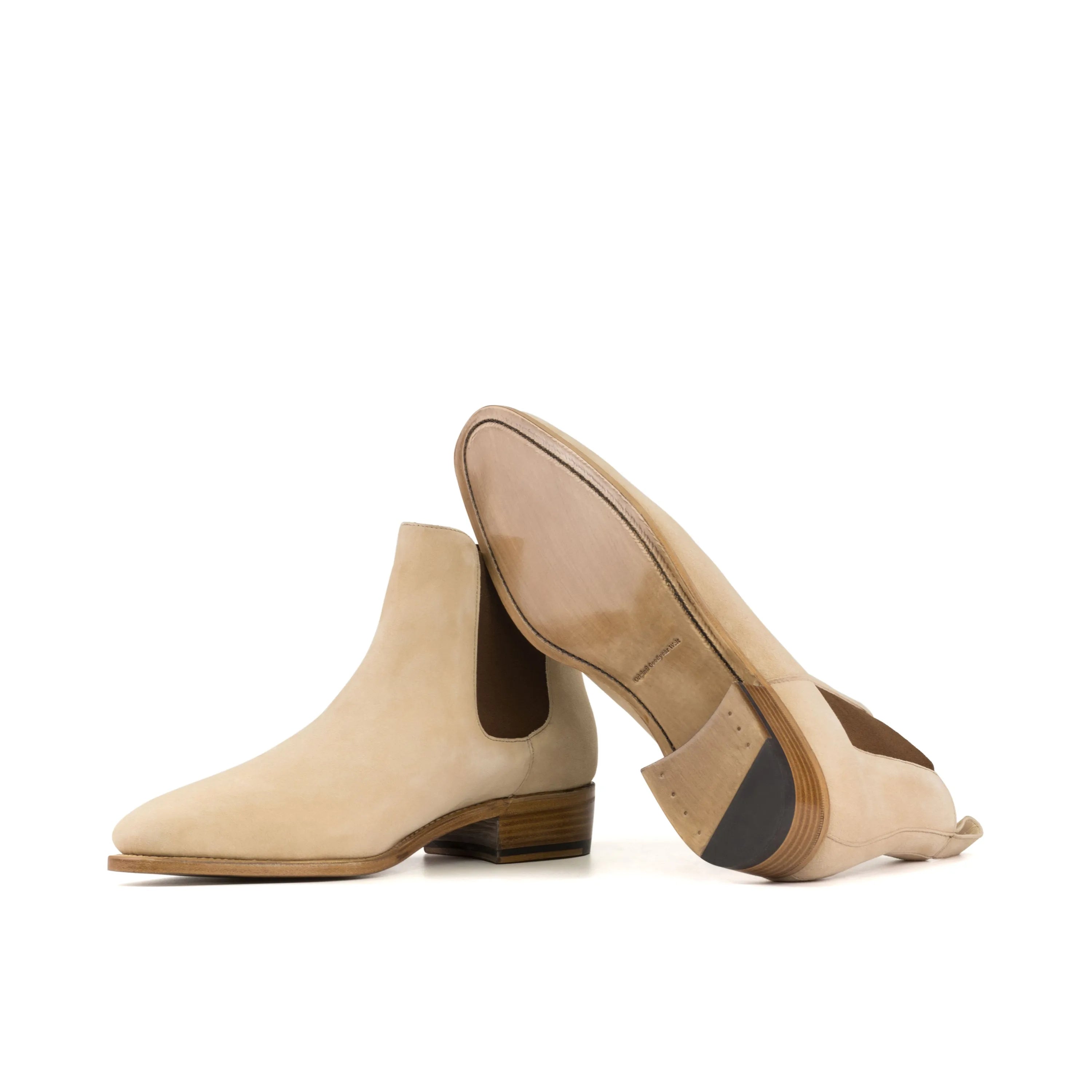 Beige suede Deneb Chelsea boots, stylish and versatile for any occasion
