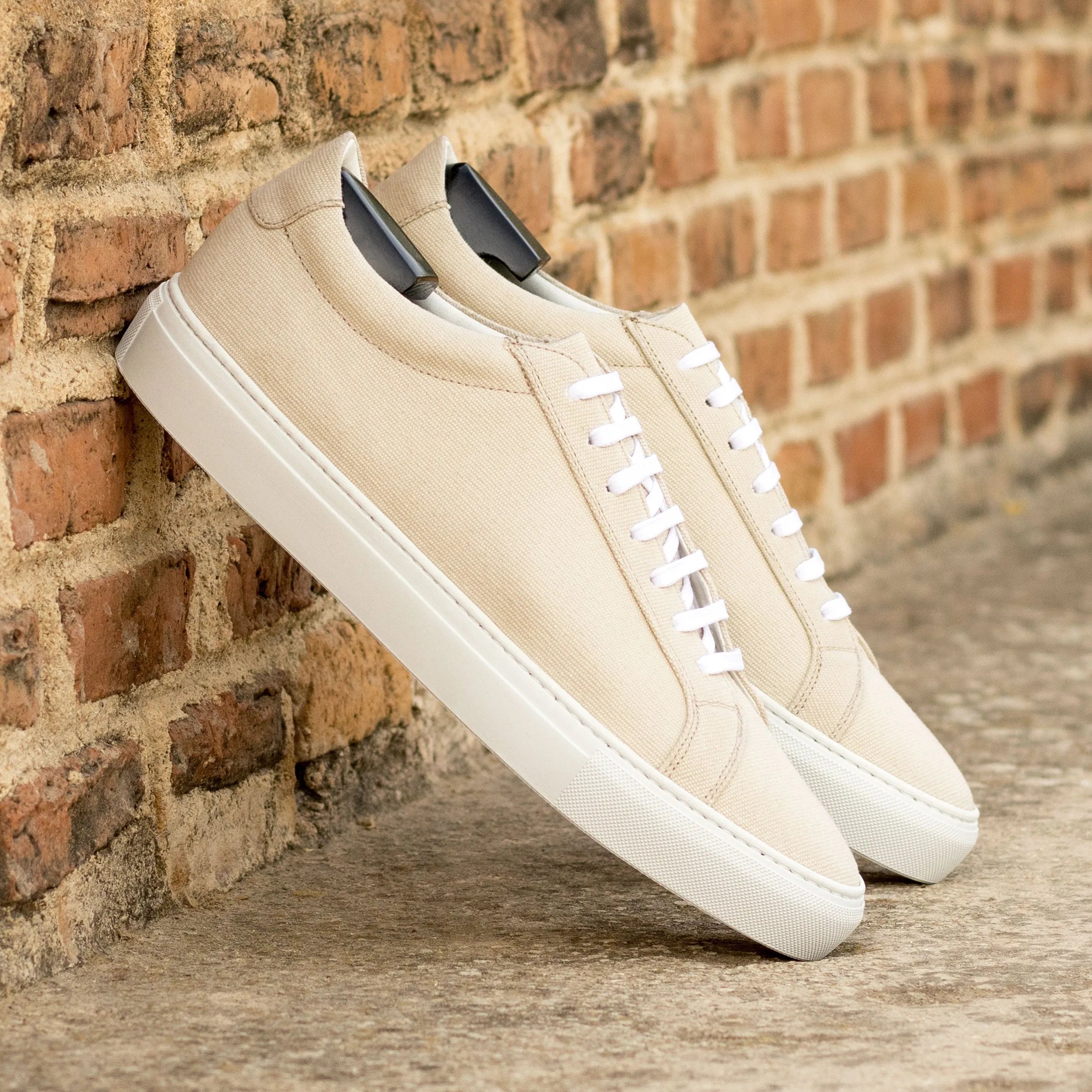 Beige Donni Low Kick Vegan Sneakers with white laces for stylish eco-friendly footwear