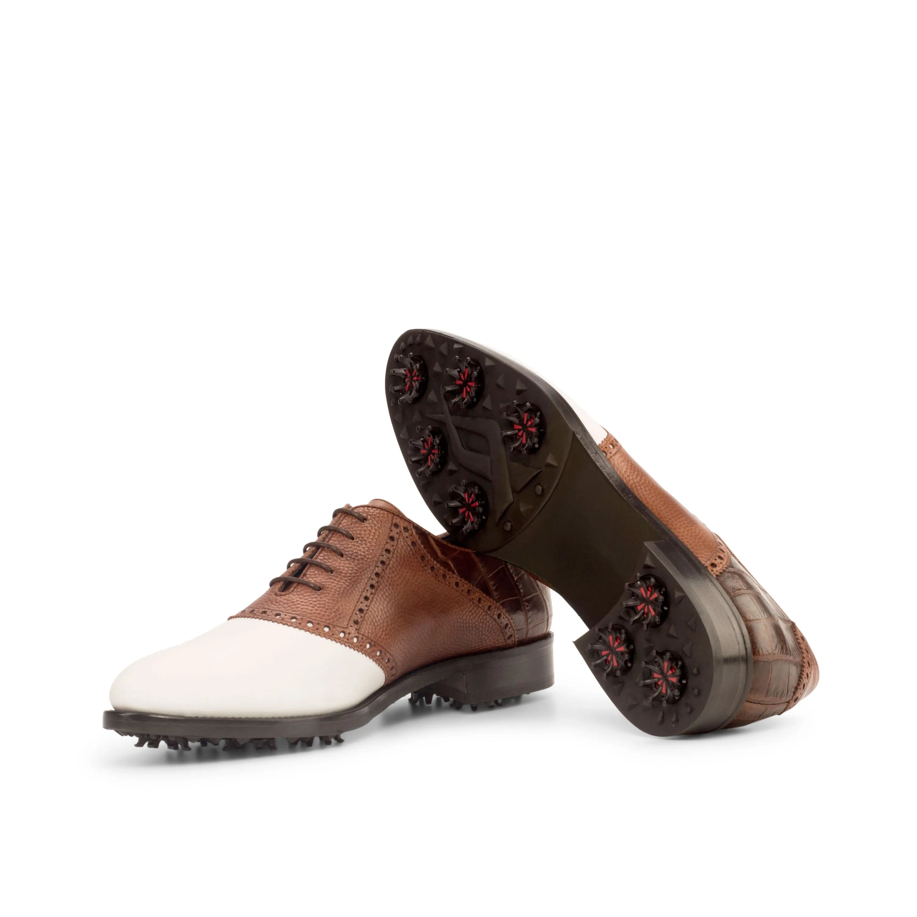 Two-tone Dopud Saddle Golf Shoes offering stylish and comfortable performance on the course