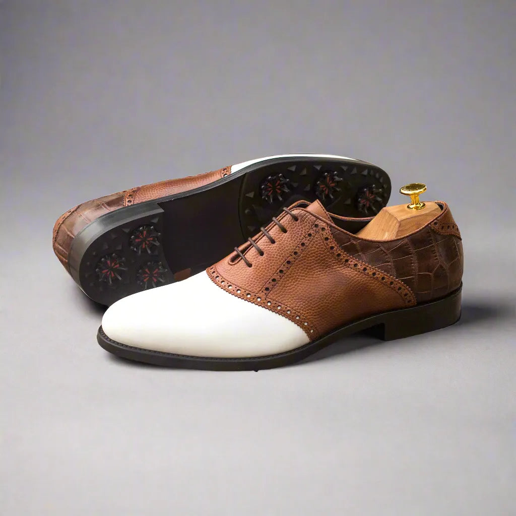 Two-tone Dopud Saddle Golf Shoes showcasing stylish and functional design for golfers