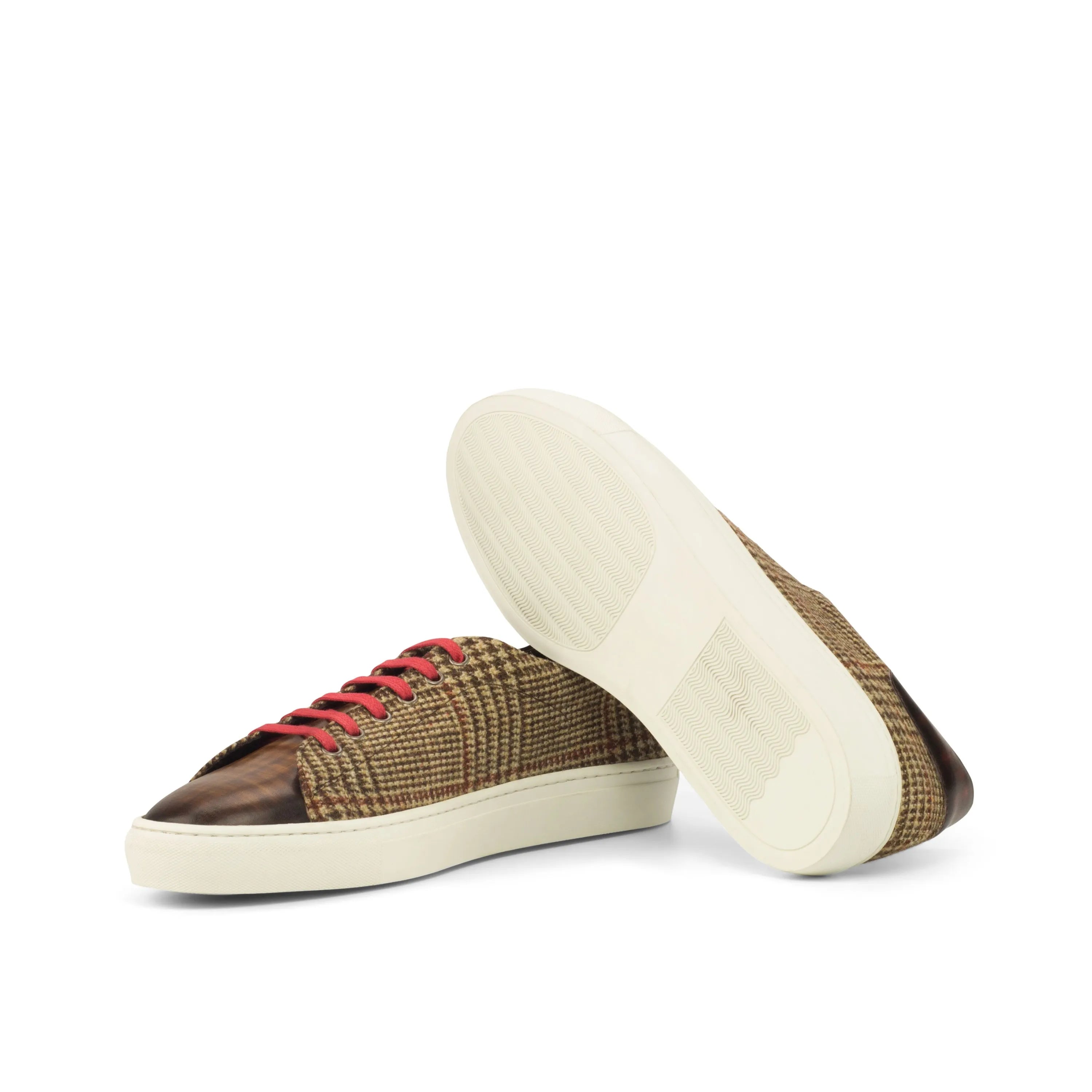 Fida Trainer Patina Sneakers featuring houndstooth and leather design for stylish comfort