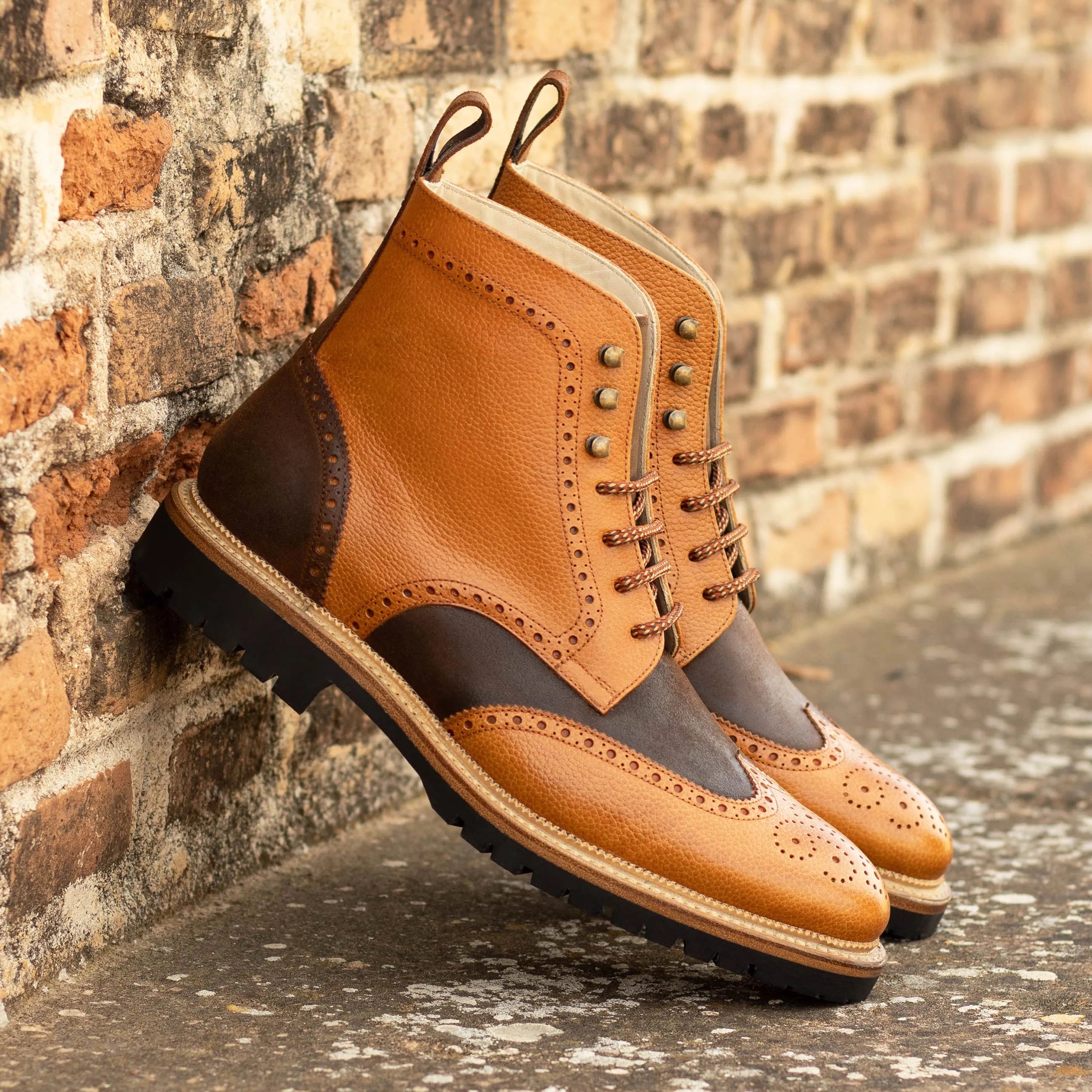 Two-tone leather wingtip Fidah Military Brogue Boots for stylish footwear