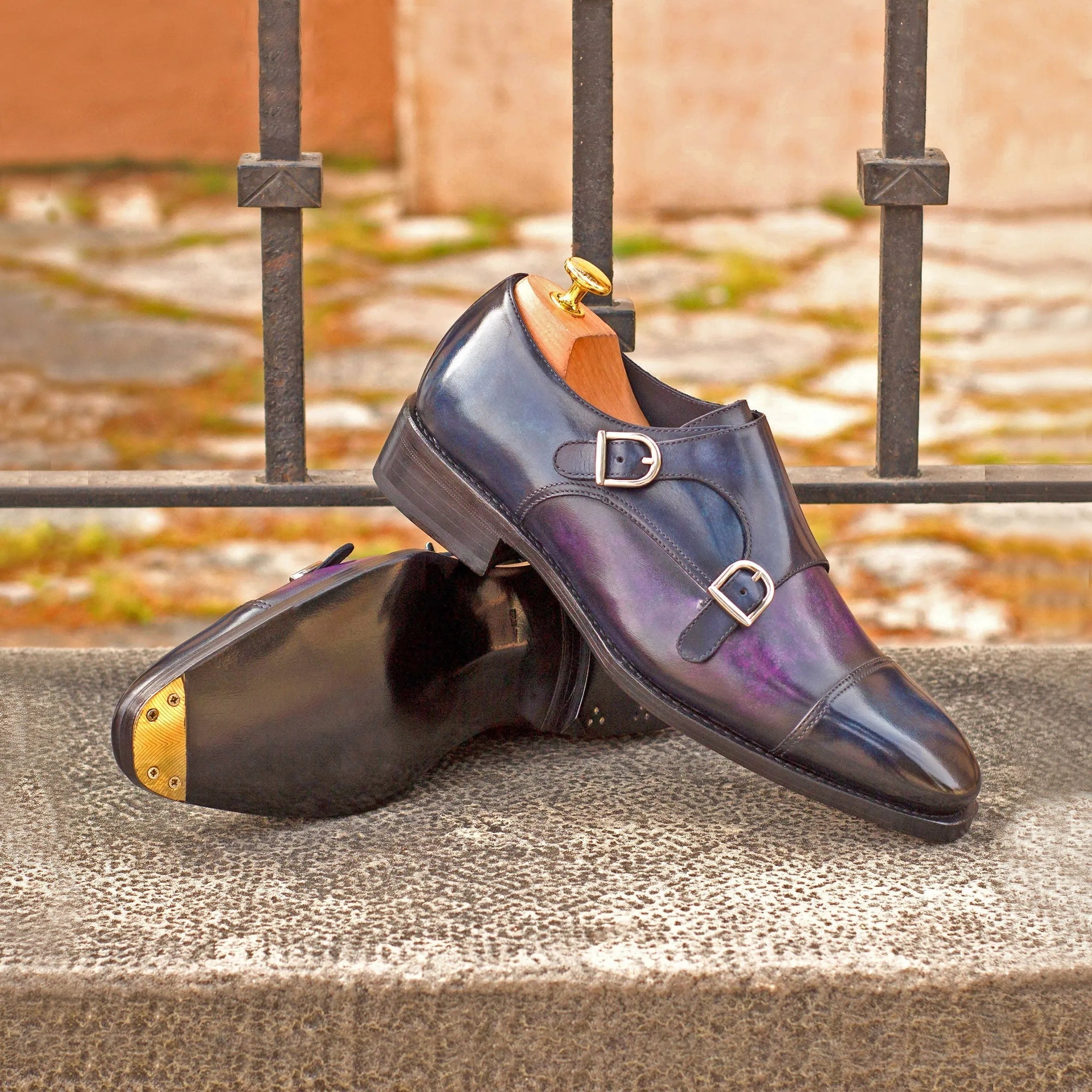 Iridescent double monk strap dress shoes from the Folzeh85 double monk patina collection